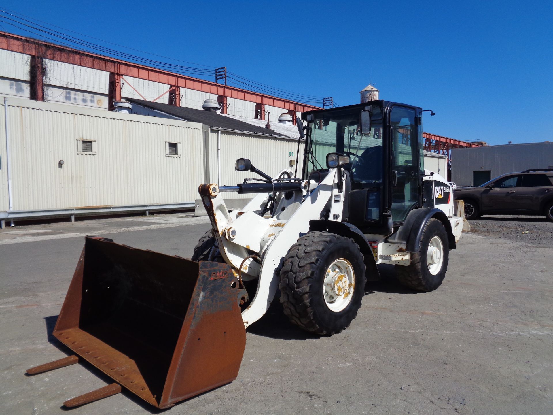 2016 Caterpillar 906M Wheel Loader - Image 2 of 12