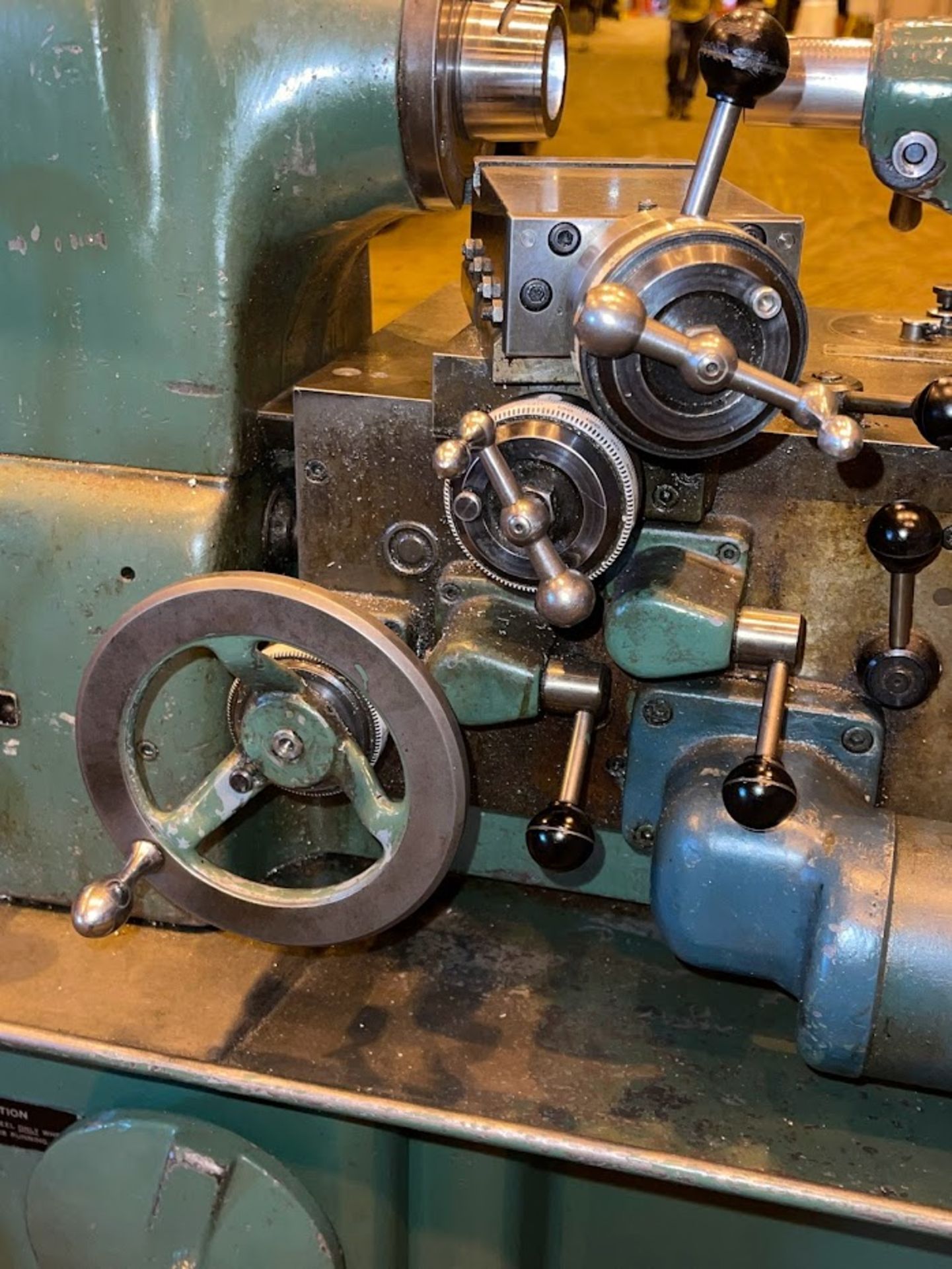 Hardinge HLV Lathe (PN2) - Image 9 of 15