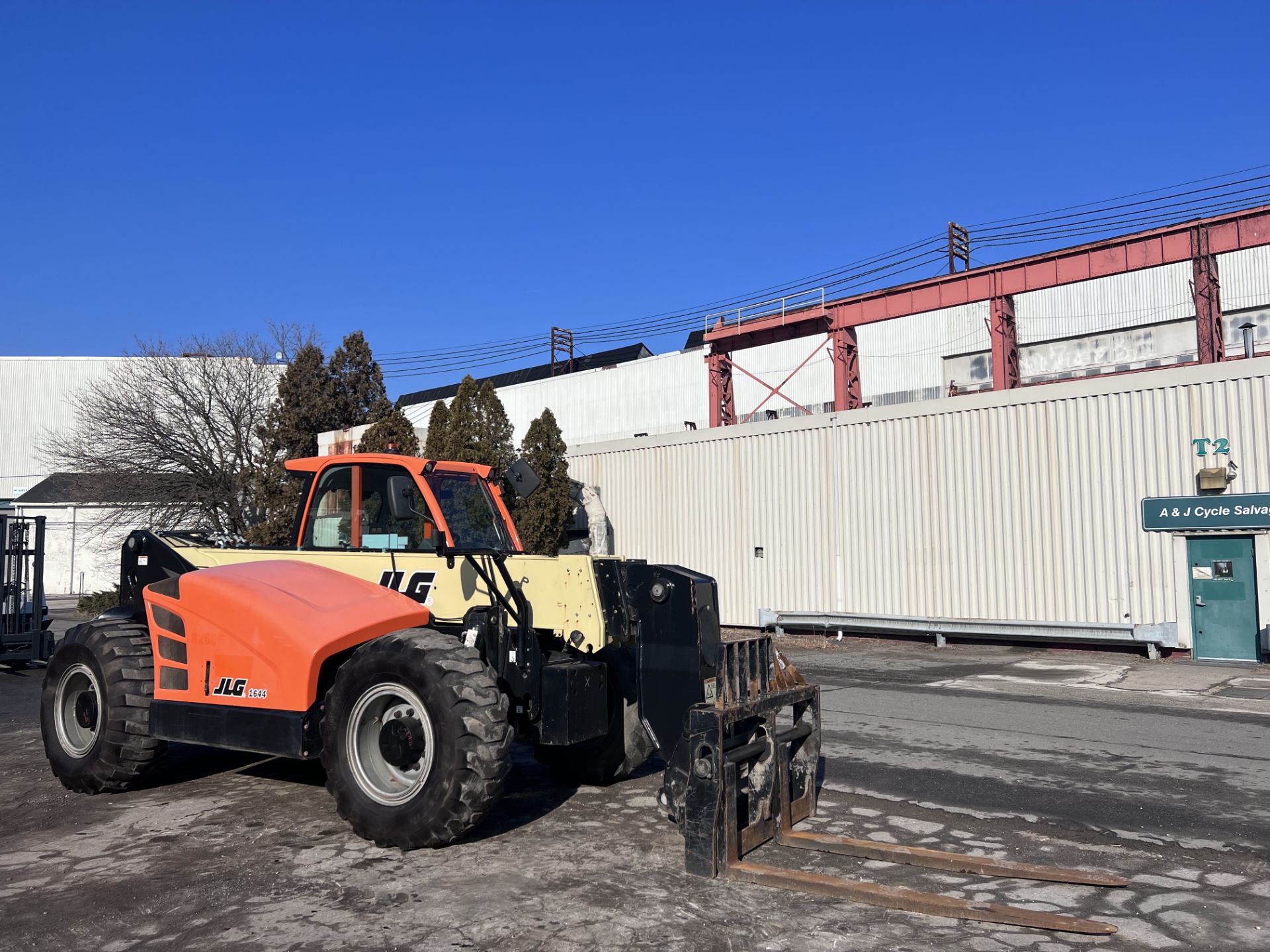 2019 JLG 1644 16,000LB Telescopic Forklift - Image 3 of 13