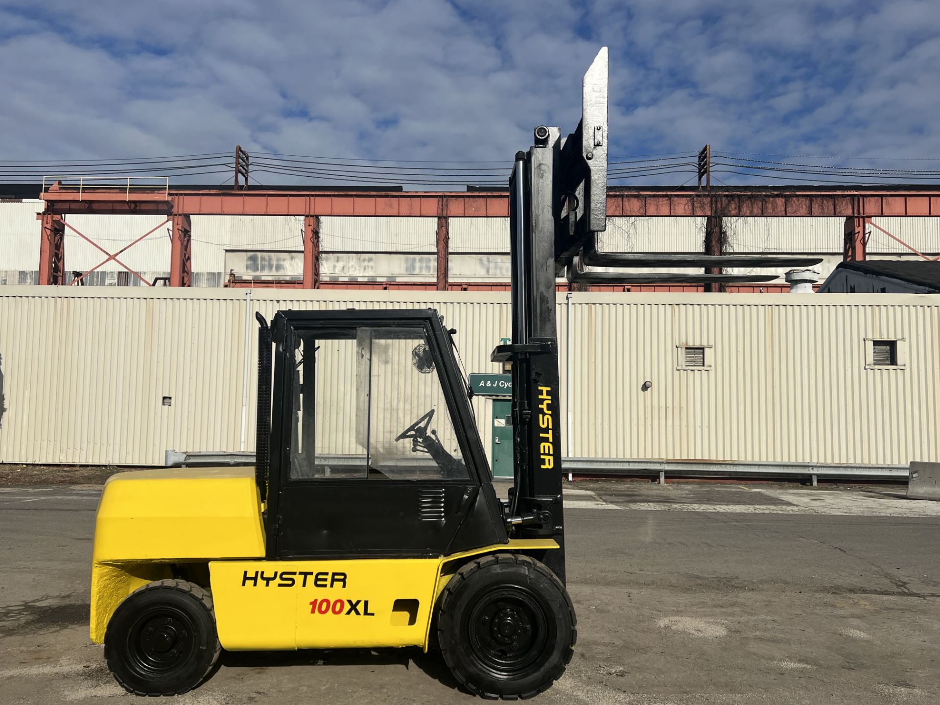Hyster H100XL 10,000 lb Forklift - Image 10 of 10
