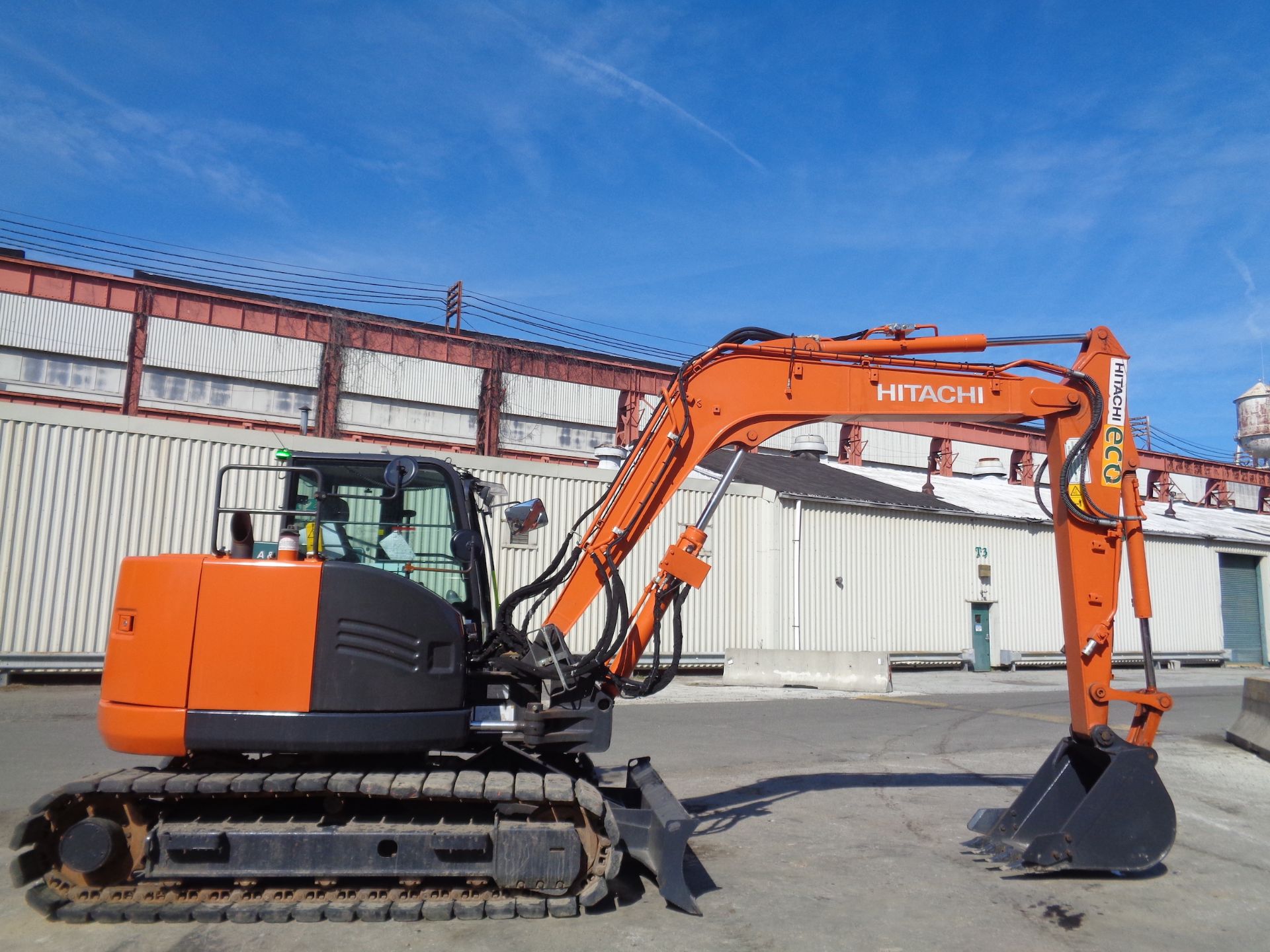 2019 Hitachi ZX85USB6 Excavator - Image 2 of 9