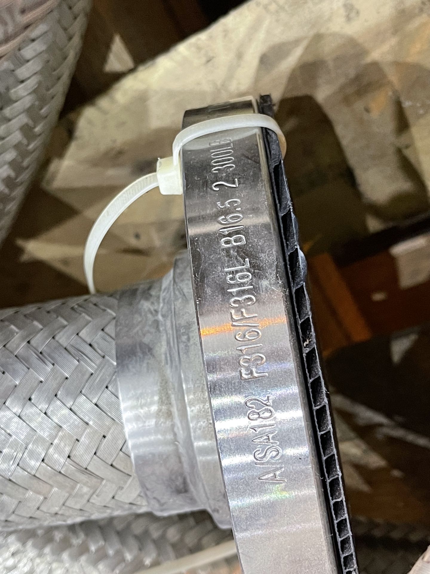 Lot of Stainless Steel Flexible Tubing (BS18) - Image 4 of 5