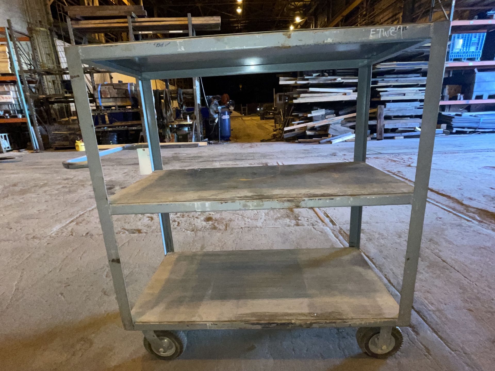 Metal Wheeled Cart (ETW89)