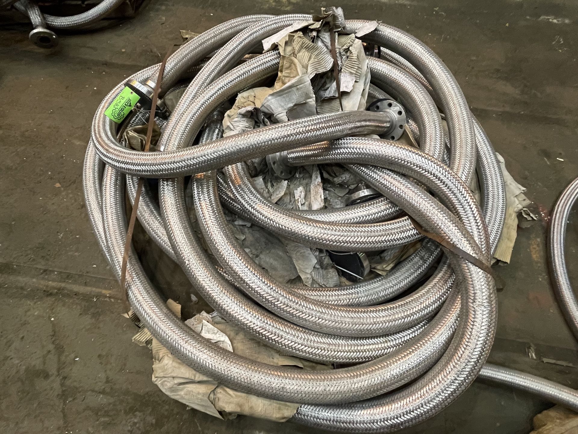 Lot of Stainless Steel Flexible Tubing (BS16)