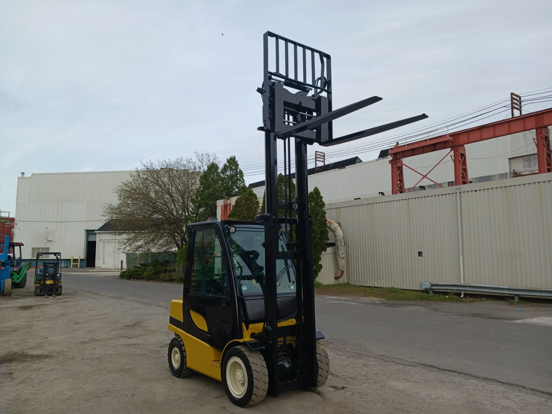 Yale GDP060VX 6,000lb Forklift - Image 8 of 13