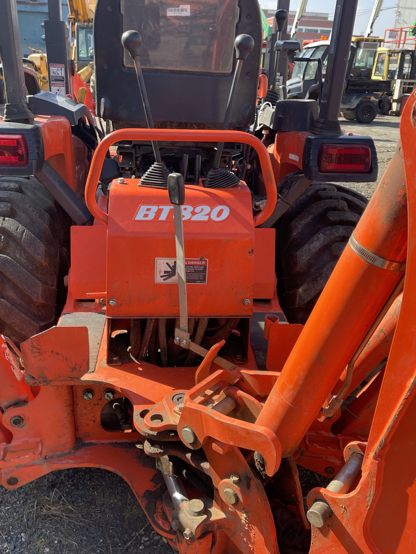 Kubota B26 Backhoe - Image 6 of 13