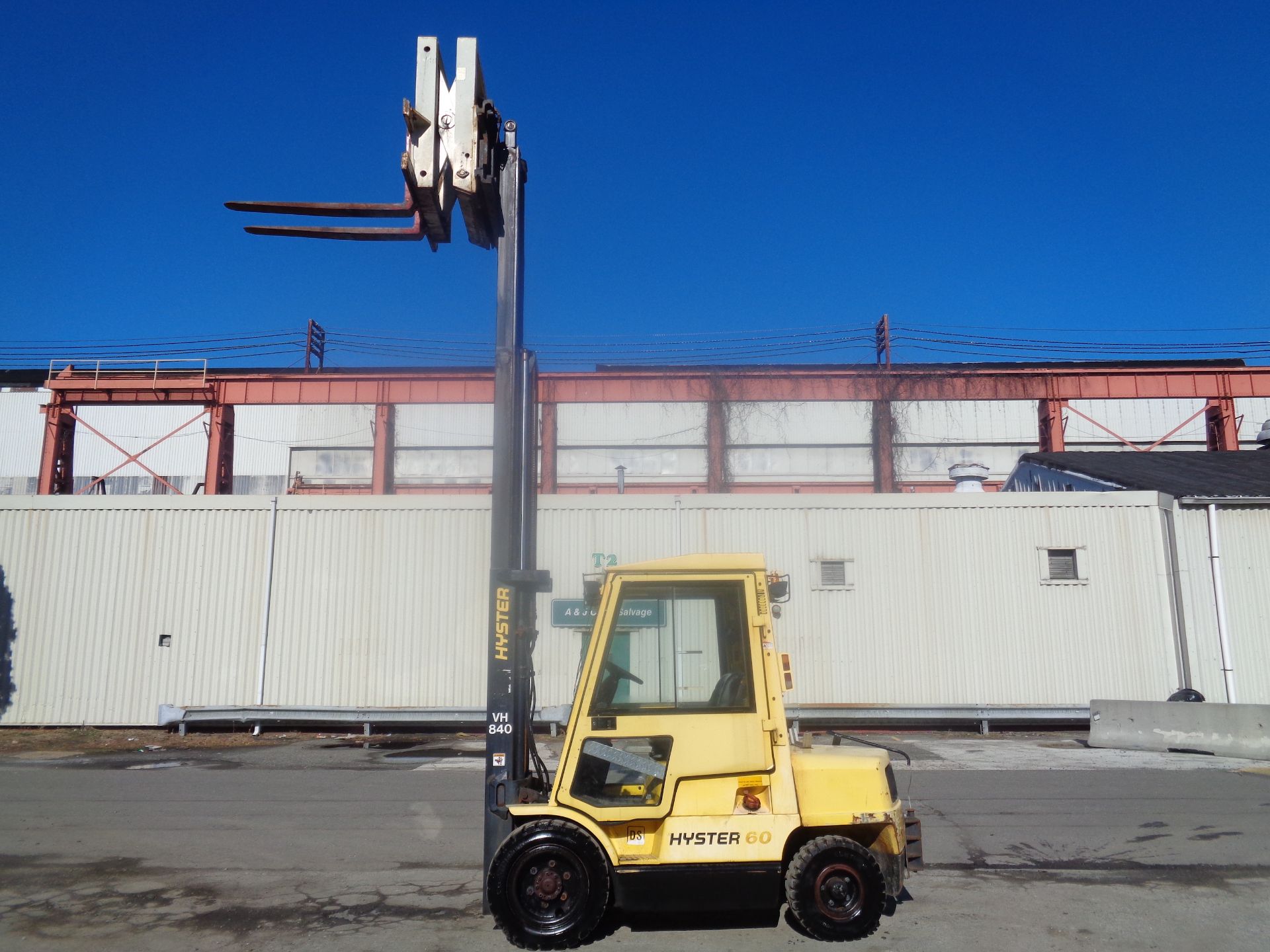 Hyster H60XM 6,000lb Forklift - Image 3 of 12