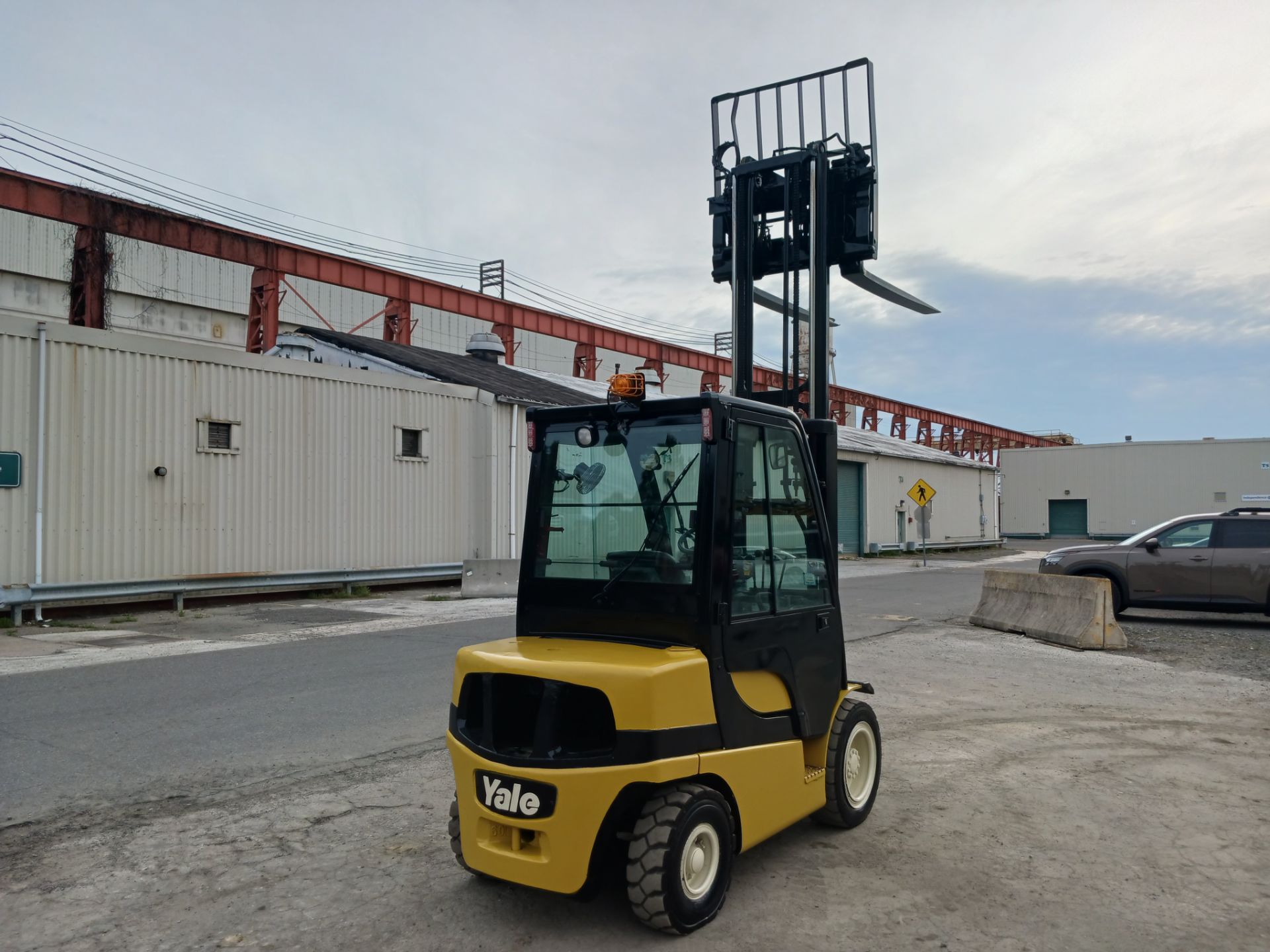 Yale GDP060VX 6,000lb Forklift - Image 9 of 13