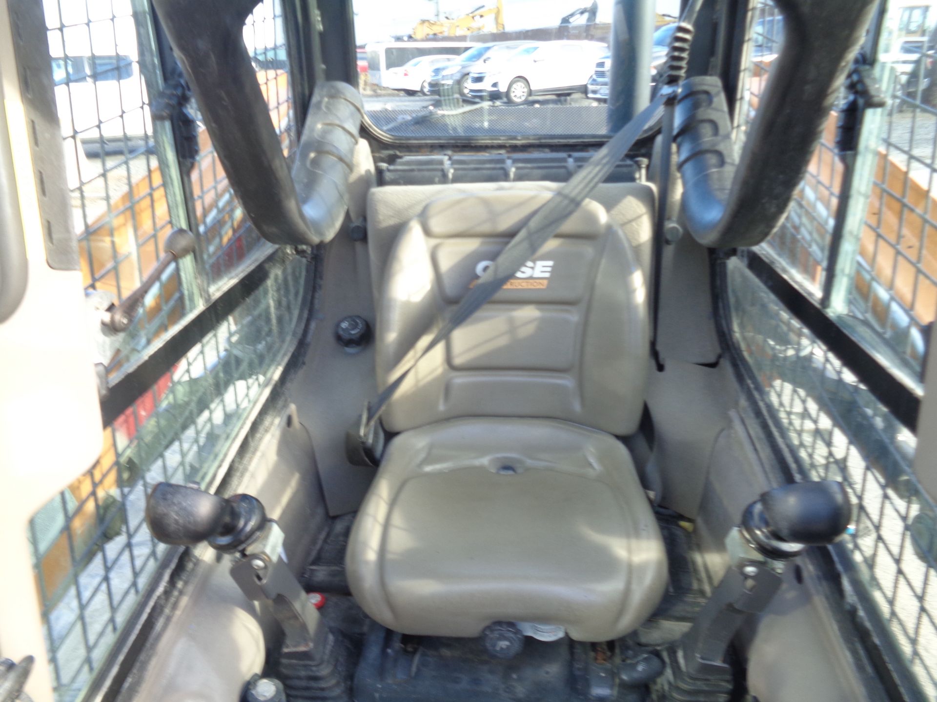 2014 Case SR160 Skid Steer - Image 8 of 10