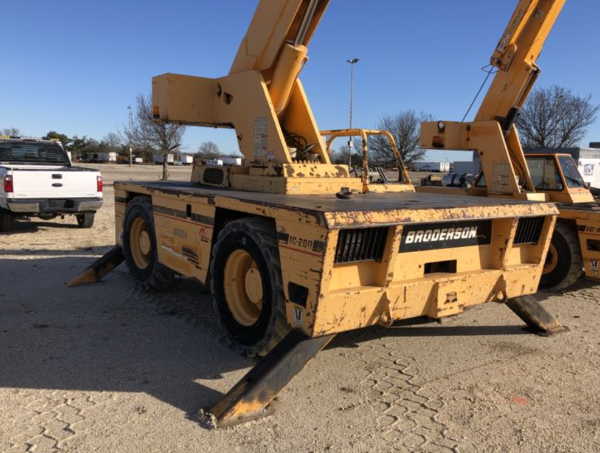 2008 Broderson IC-200-3F 15 Ton Carry Deck Crane