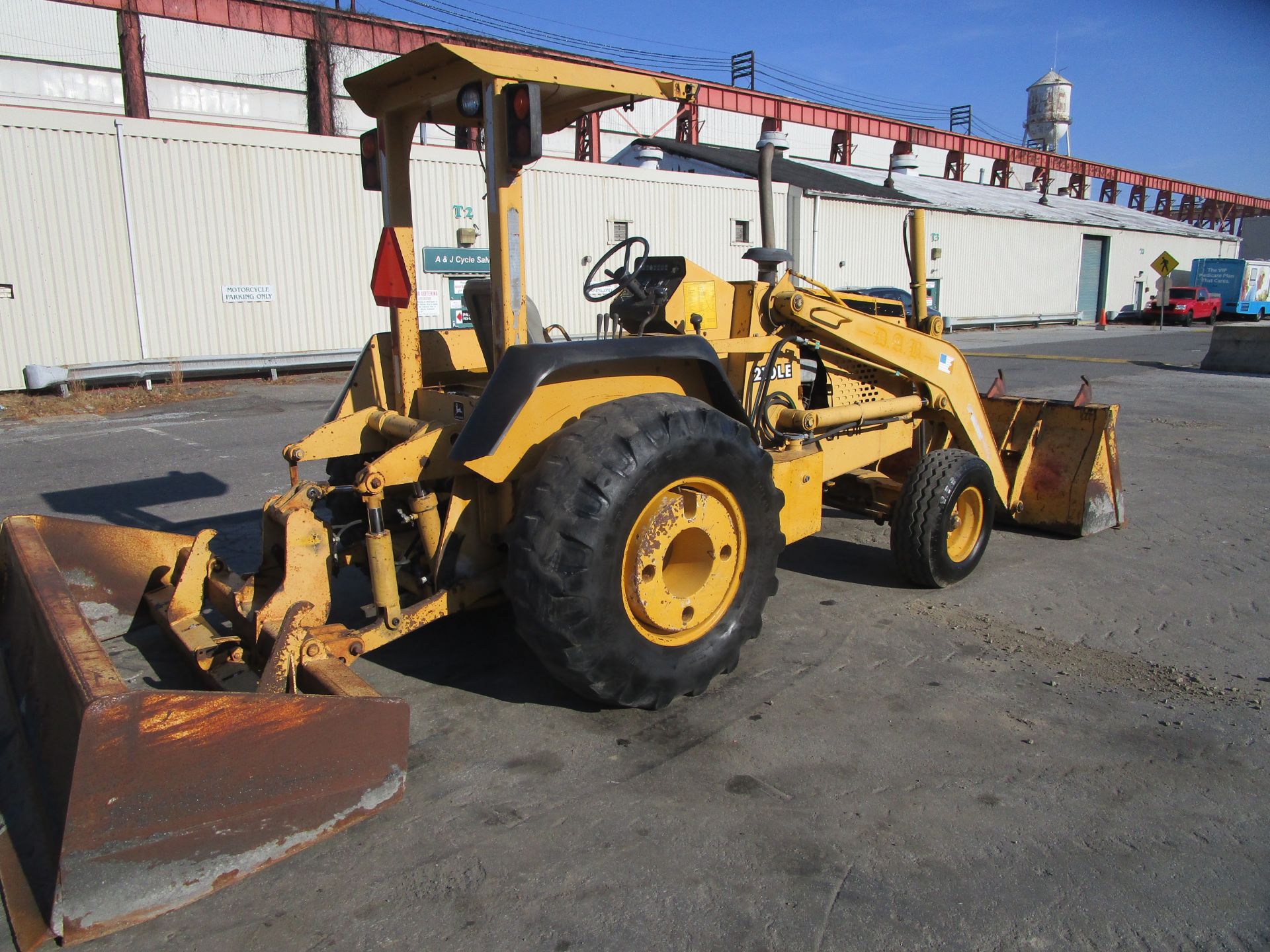 John Deere 210LE Skip Loader - Image 3 of 14