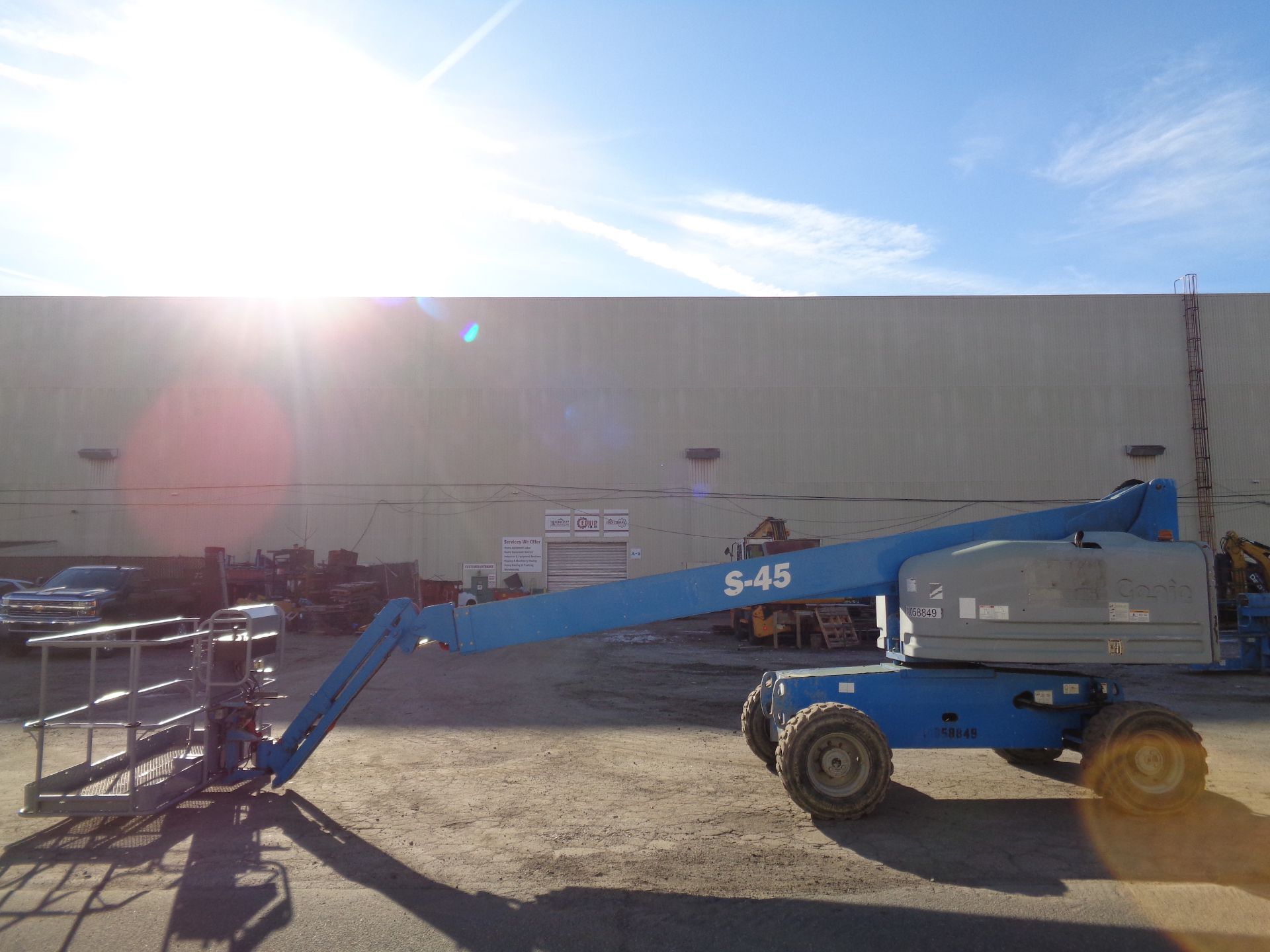 2012 Genie S45 Boom Lift 45Ft Height - Image 4 of 15