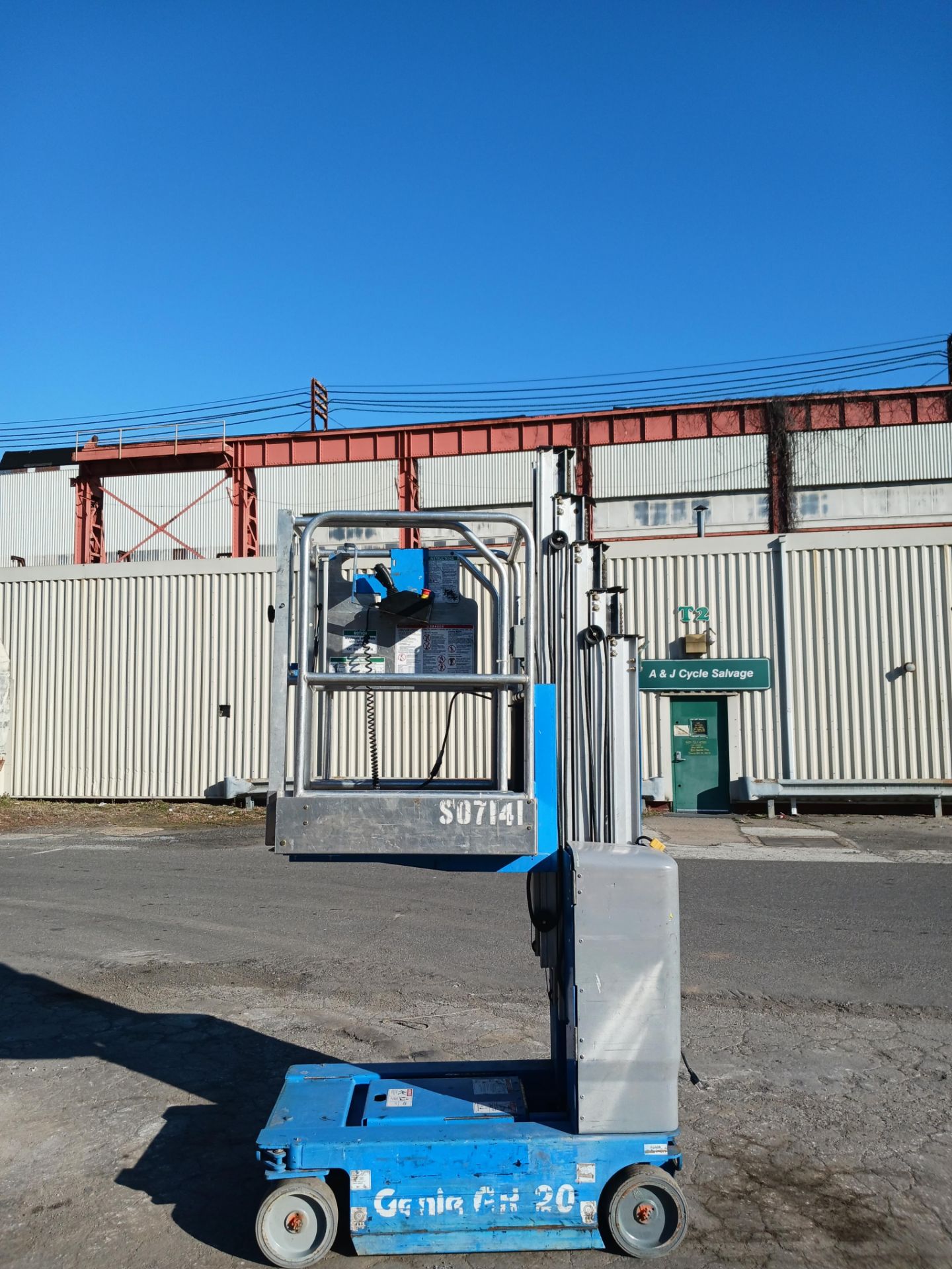 2014 Genie GR-20 Scissor Lift 20ft Height - Image 7 of 10