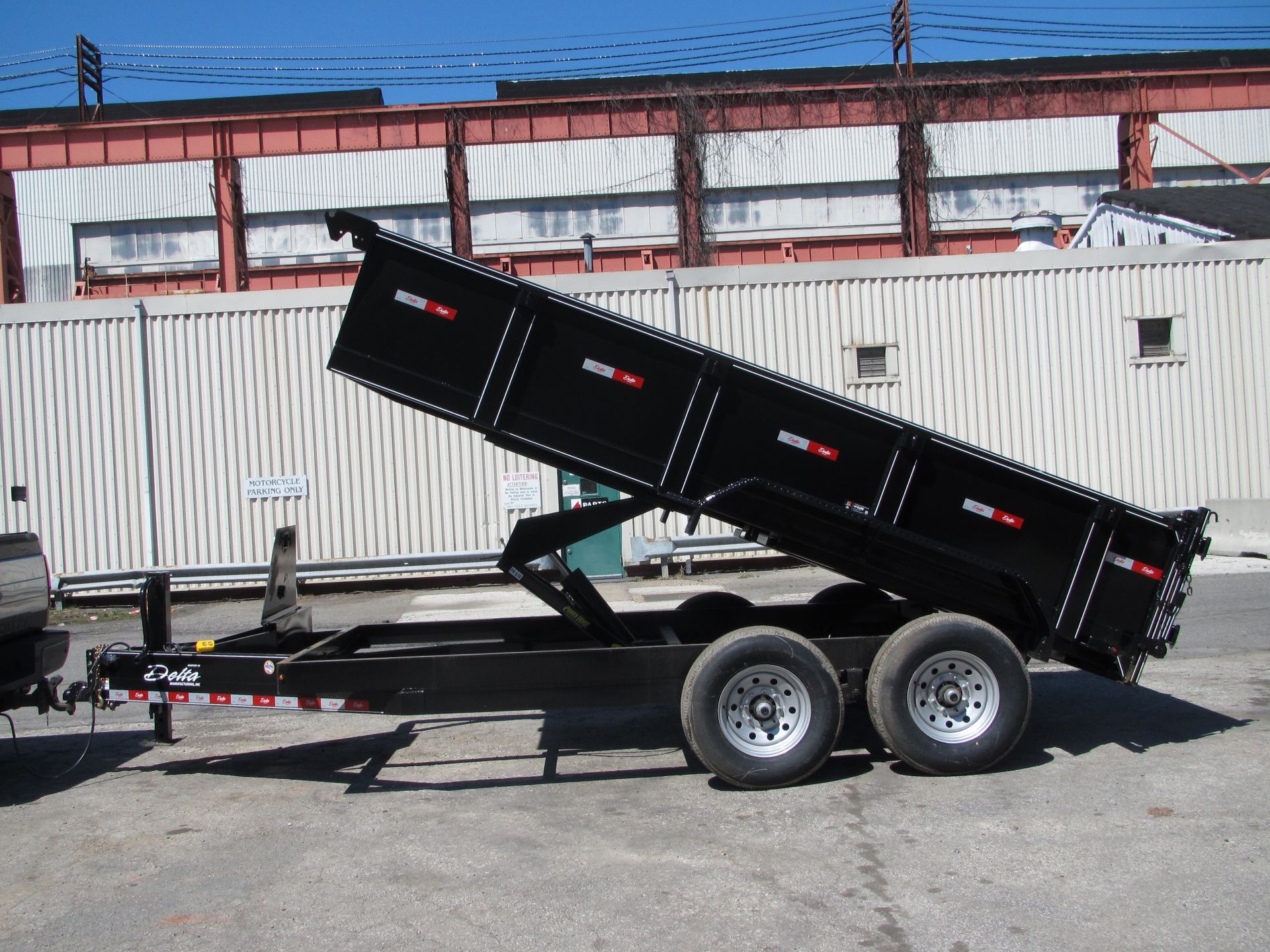 NEW Delta 14FT 14,000 GVW HYD Tilting Dump Trailer - Image 7 of 13