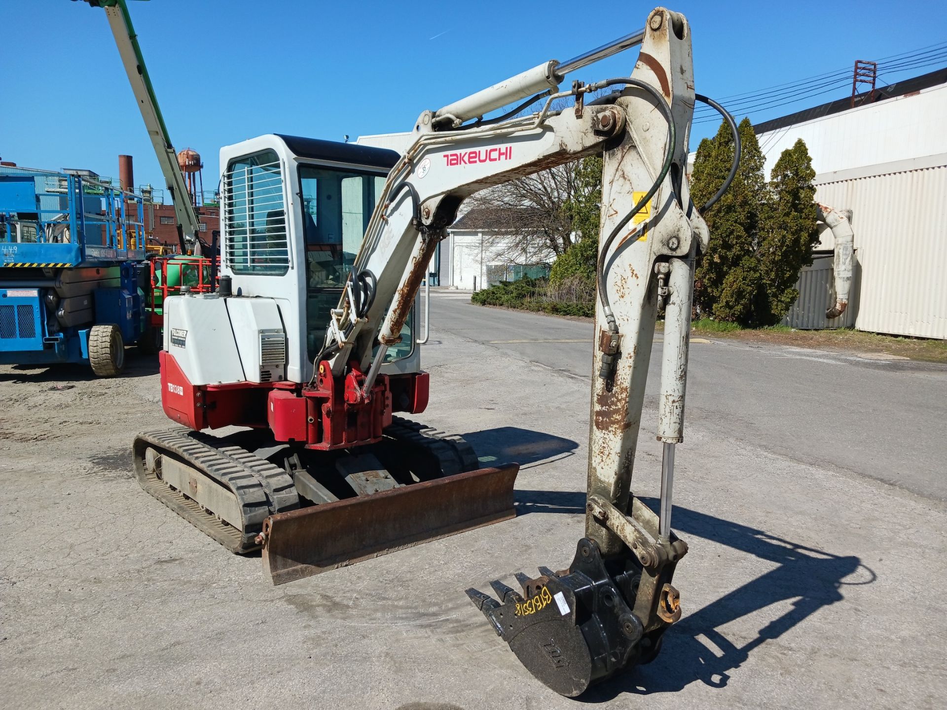 2014 Takeuchi TB138FR Mini Excavator - Image 4 of 8