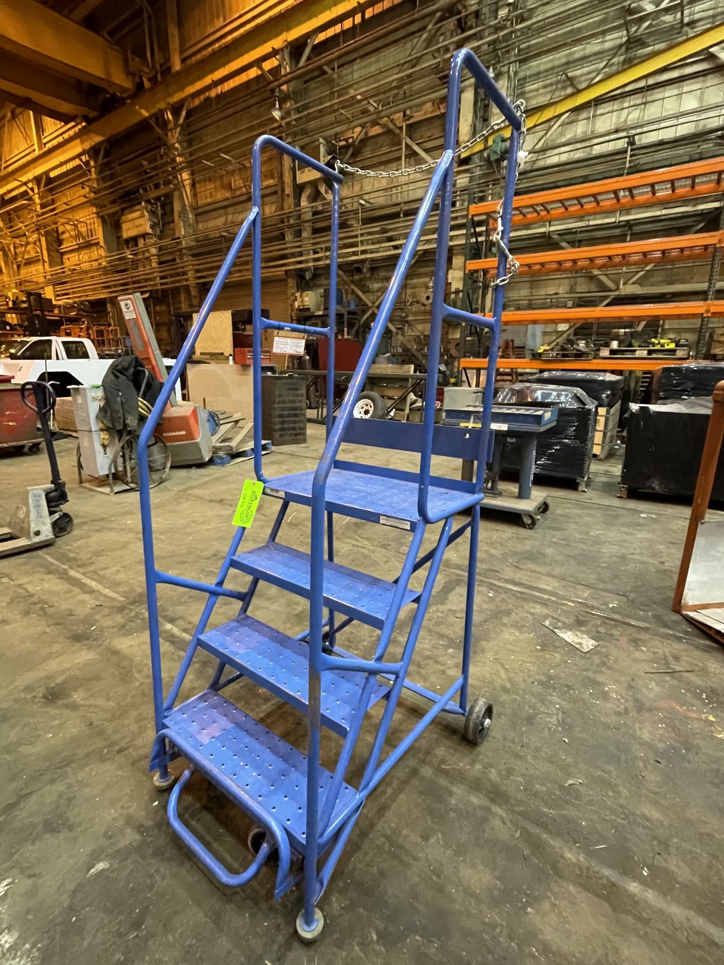 4 Step Safety Ladder (DR75)