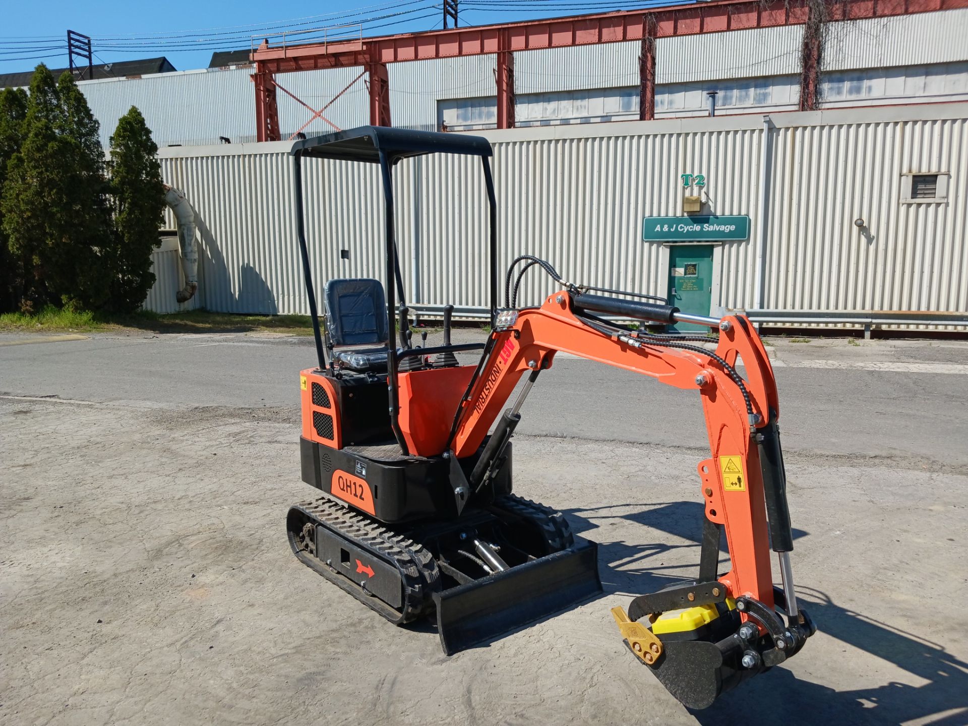 2022 AGROTK QH12 Mini Excavator - Image 2 of 10