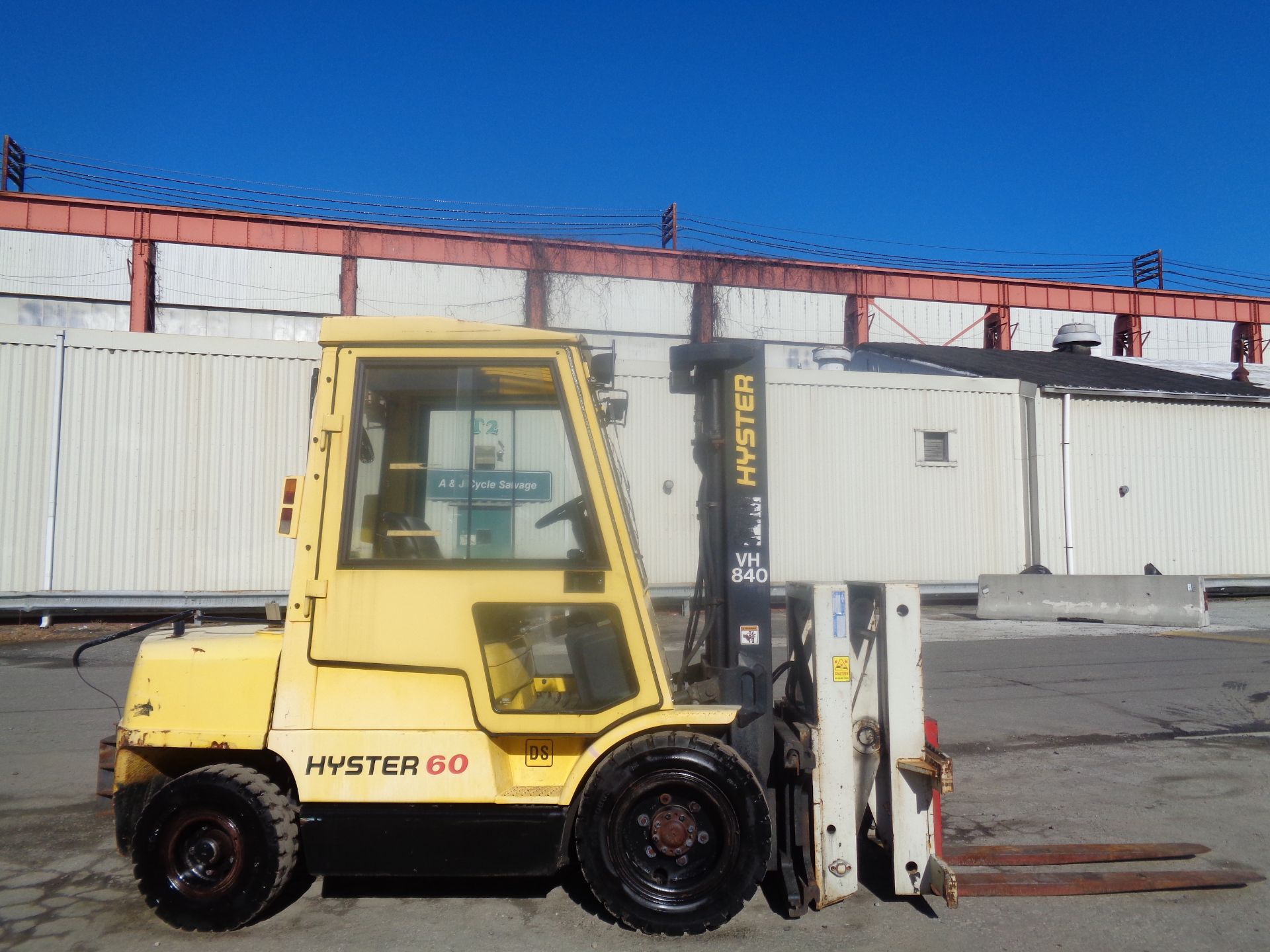 Hyster H60XM 6,000lb Forklift - Image 8 of 12