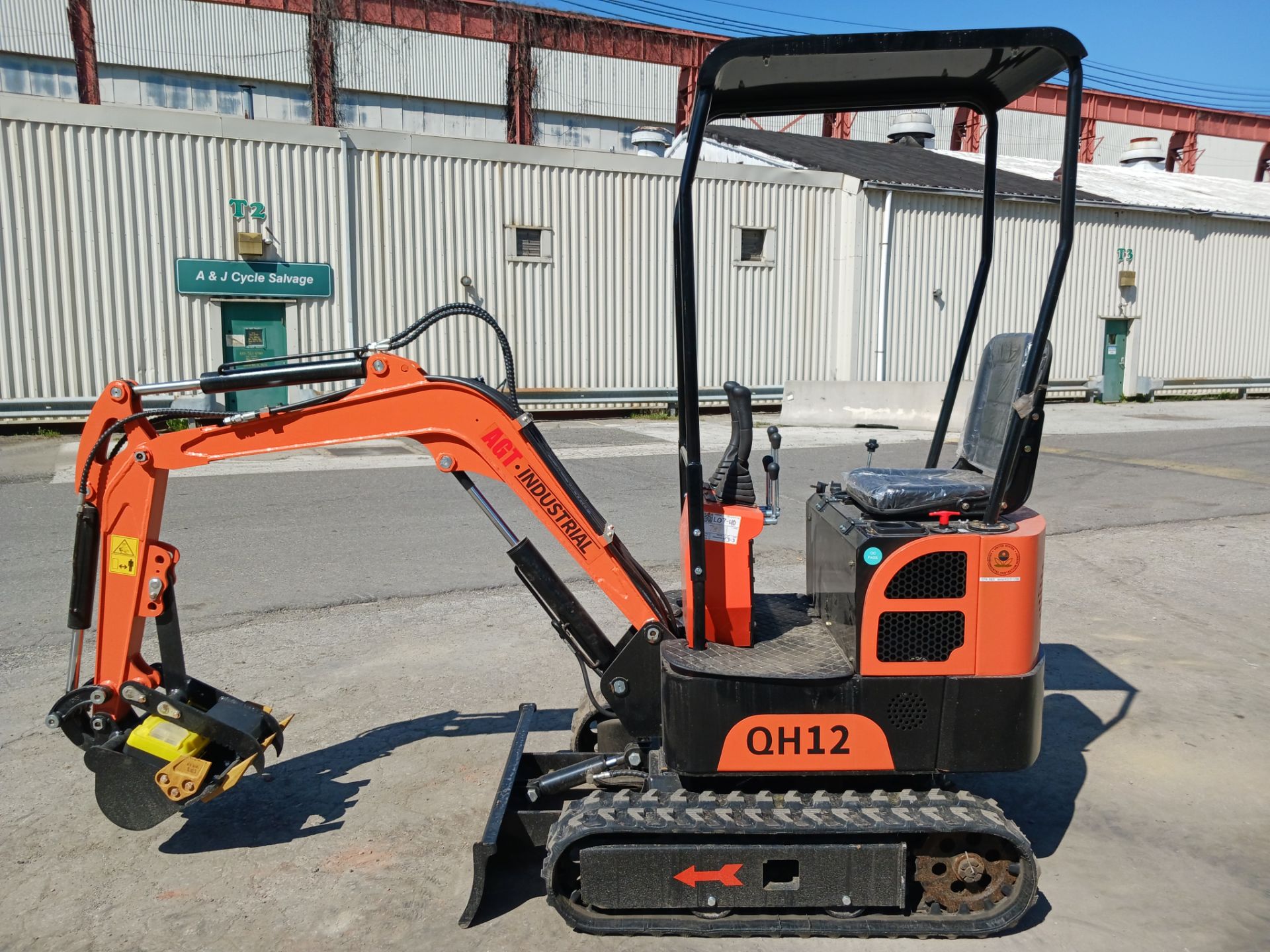 2022 AGROTK QH12 Mini Excavator - Image 4 of 10