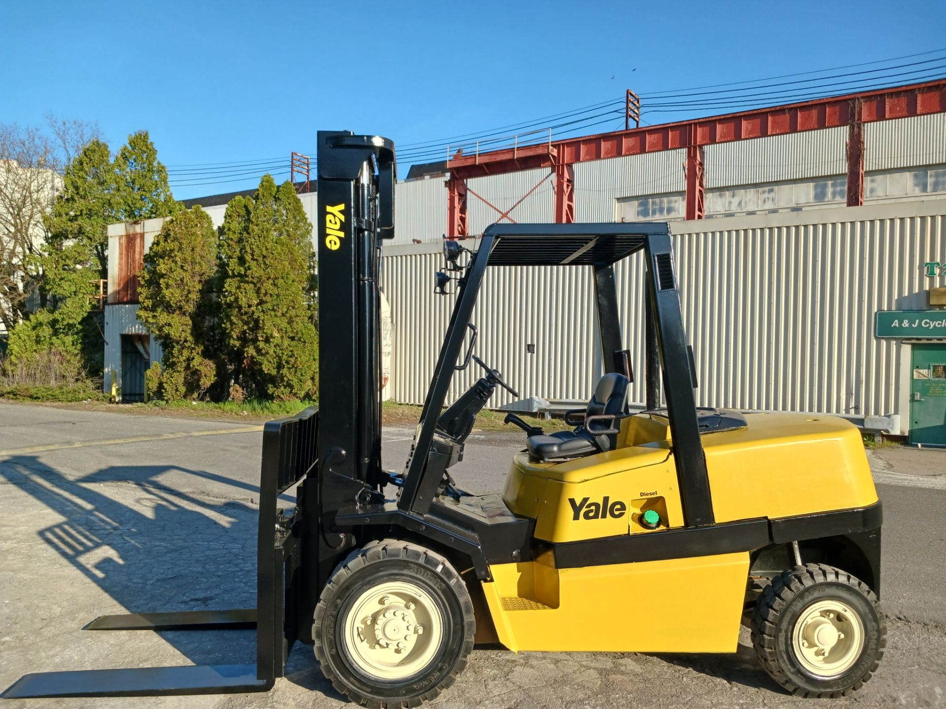 Yale GDP100MJN 10,000 lb Forklift