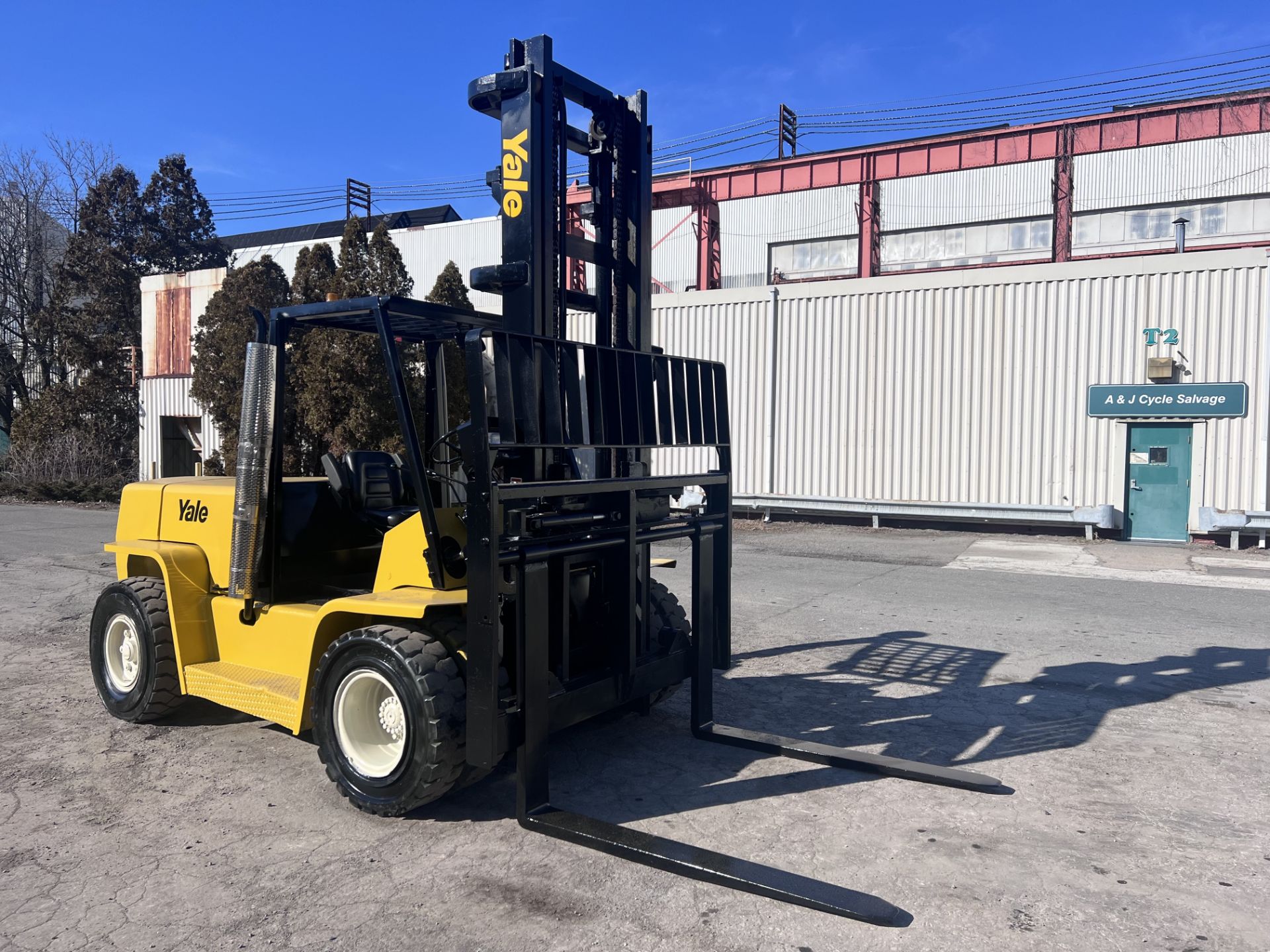 Yale GP155CA 15,000 lb Forklift - Image 2 of 9