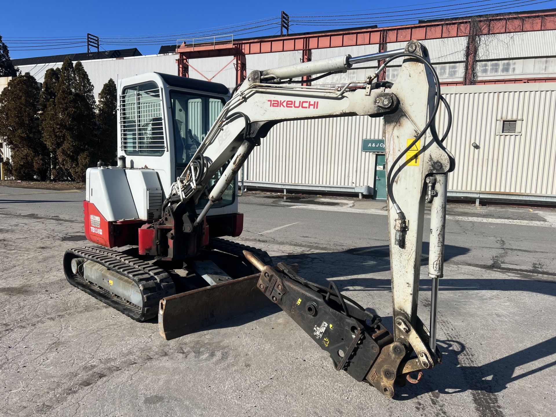 2014 Takeuchi TB138FR Mini Excavator - Image 2 of 10