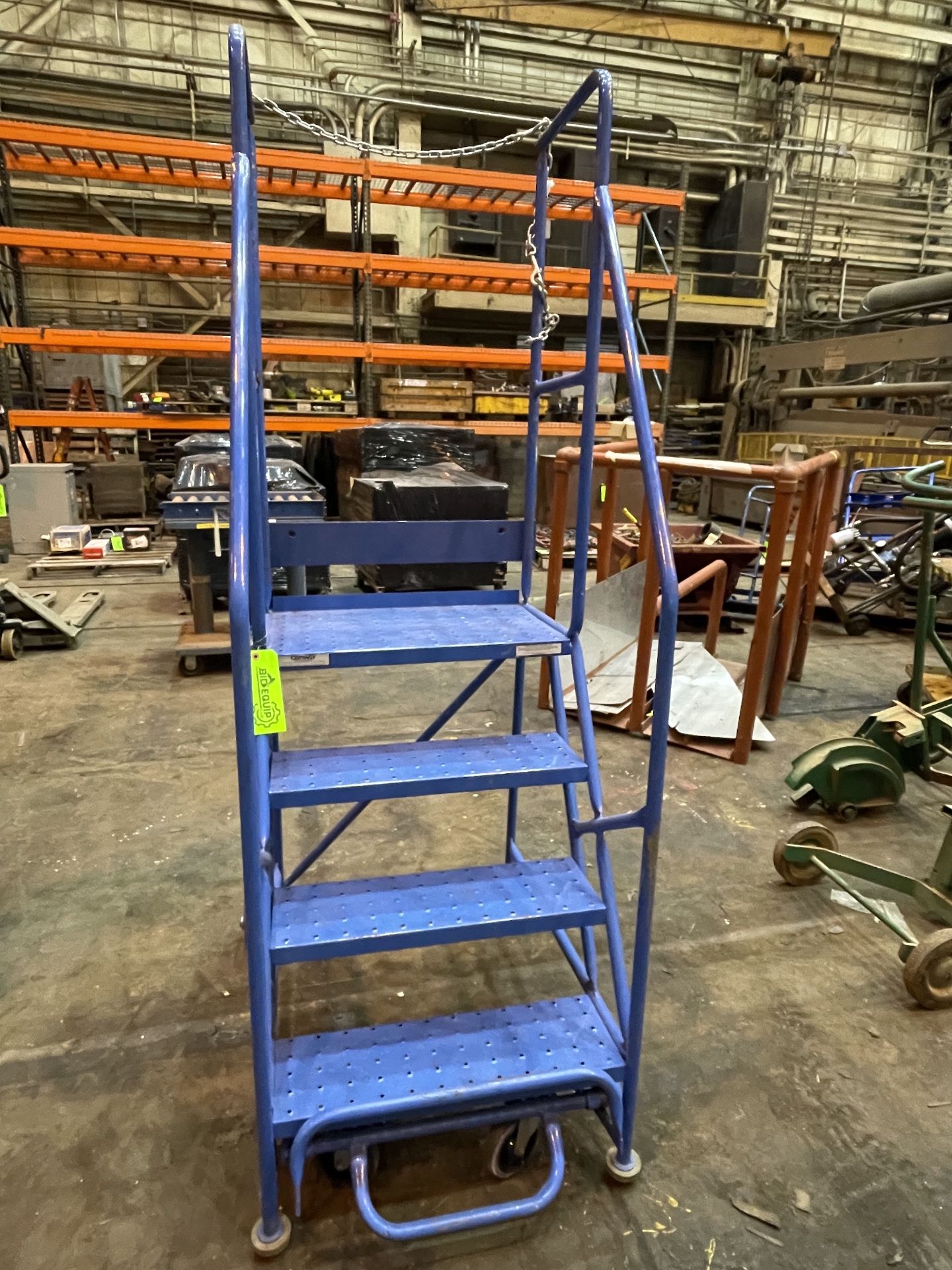 4 Step Safety Ladder (DR75) - Image 3 of 8