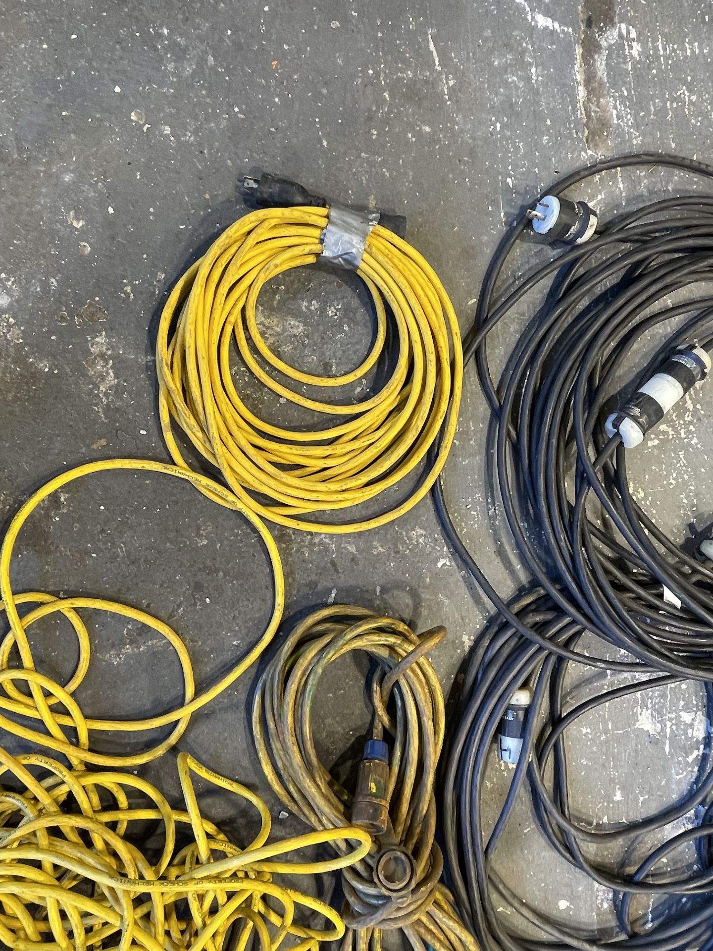 Lot of Extension Cords - Upland - Image 8 of 11