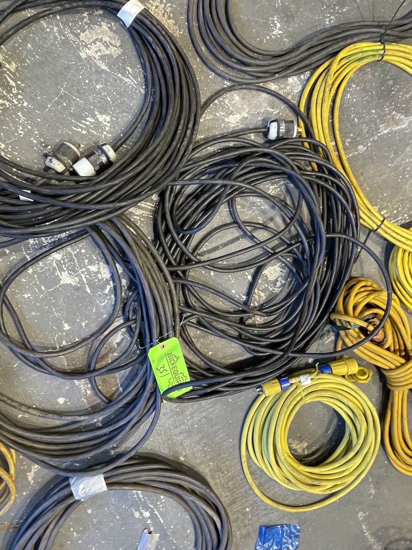 Lot of Extension Cords - Upland - Image 5 of 11