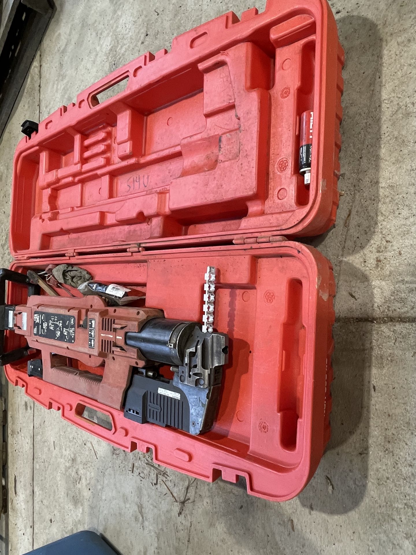 Hilti Steel/Concrete Nail Gun (514U) - Upland - Image 4 of 5