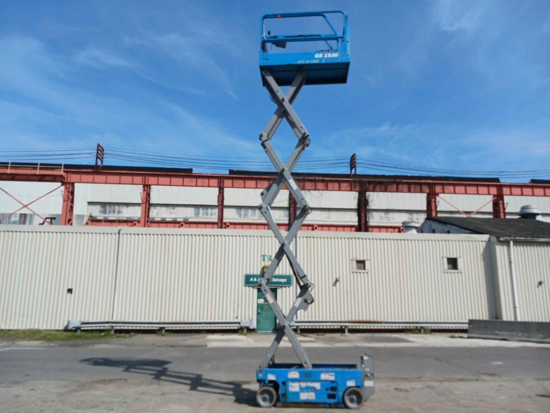 2016 Genie GS1930 19ft 500lb Scissor Lift - Lester, PA - Image 13 of 19