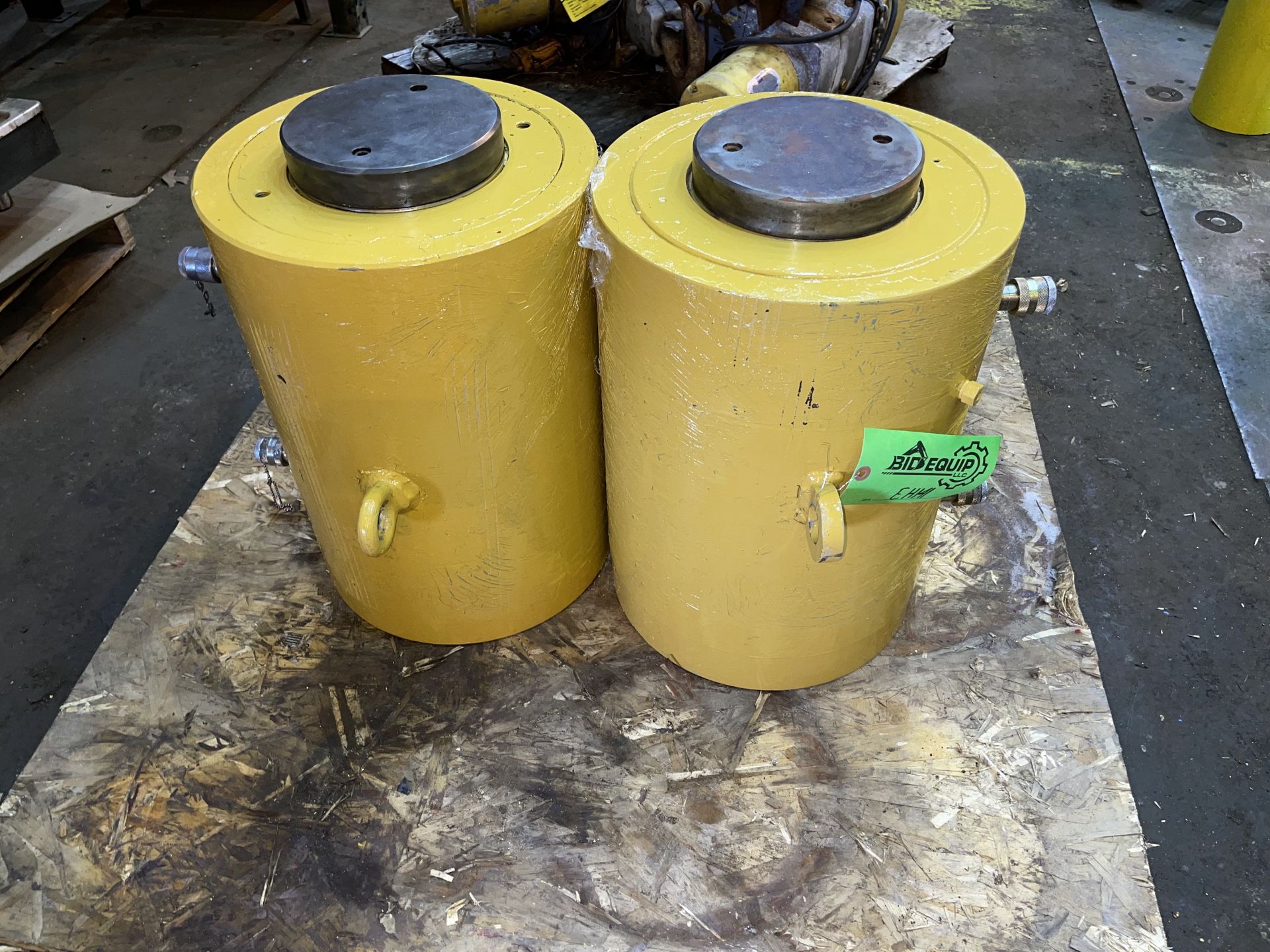 Lot of 2 400 Ton Hydraulic Jacks (EH141) - Lester, PA - Image 3 of 4