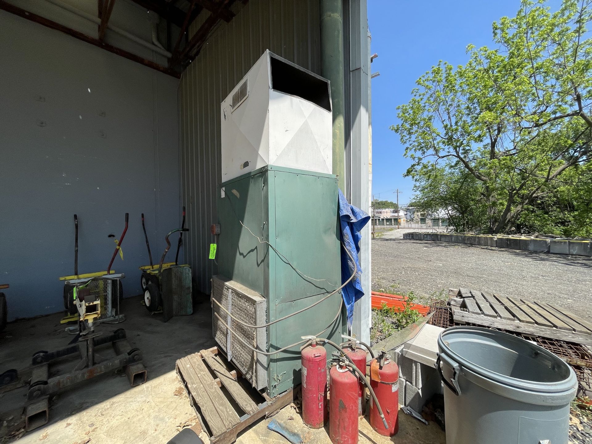 Oil-Fired Furnace - Upland - Image 2 of 4