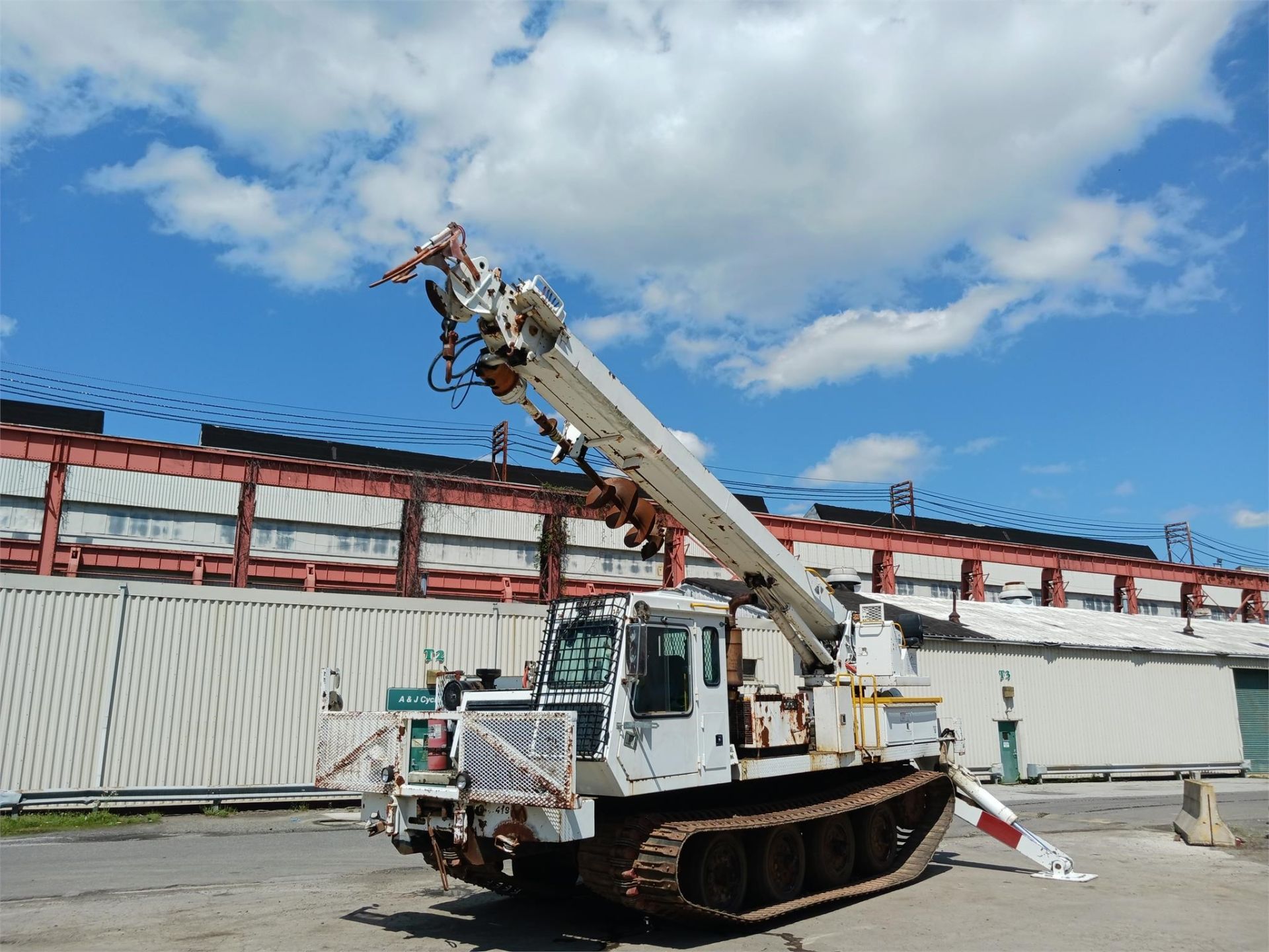 Hico HT15H All Terrain Track Machine with Crane - Lester, PA - Image 10 of 12