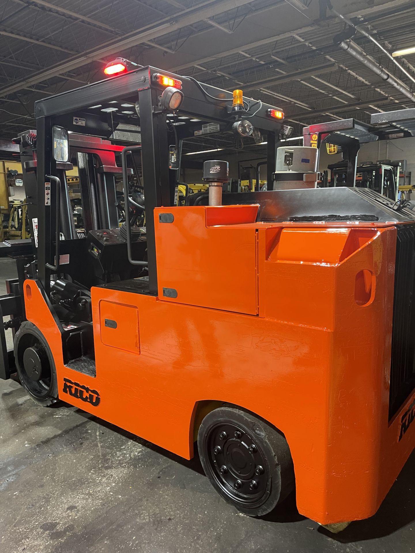 2017 Rico PG220 22,000 lb Forklift - Image 2 of 2