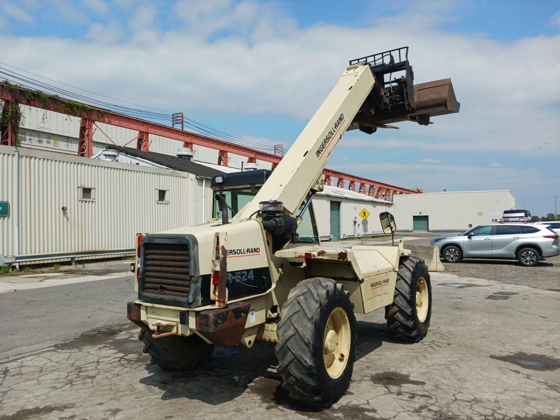 Ingersoll Rand VR524 5,000 lb Telescopic Forklift - Lester, PA - Image 7 of 17