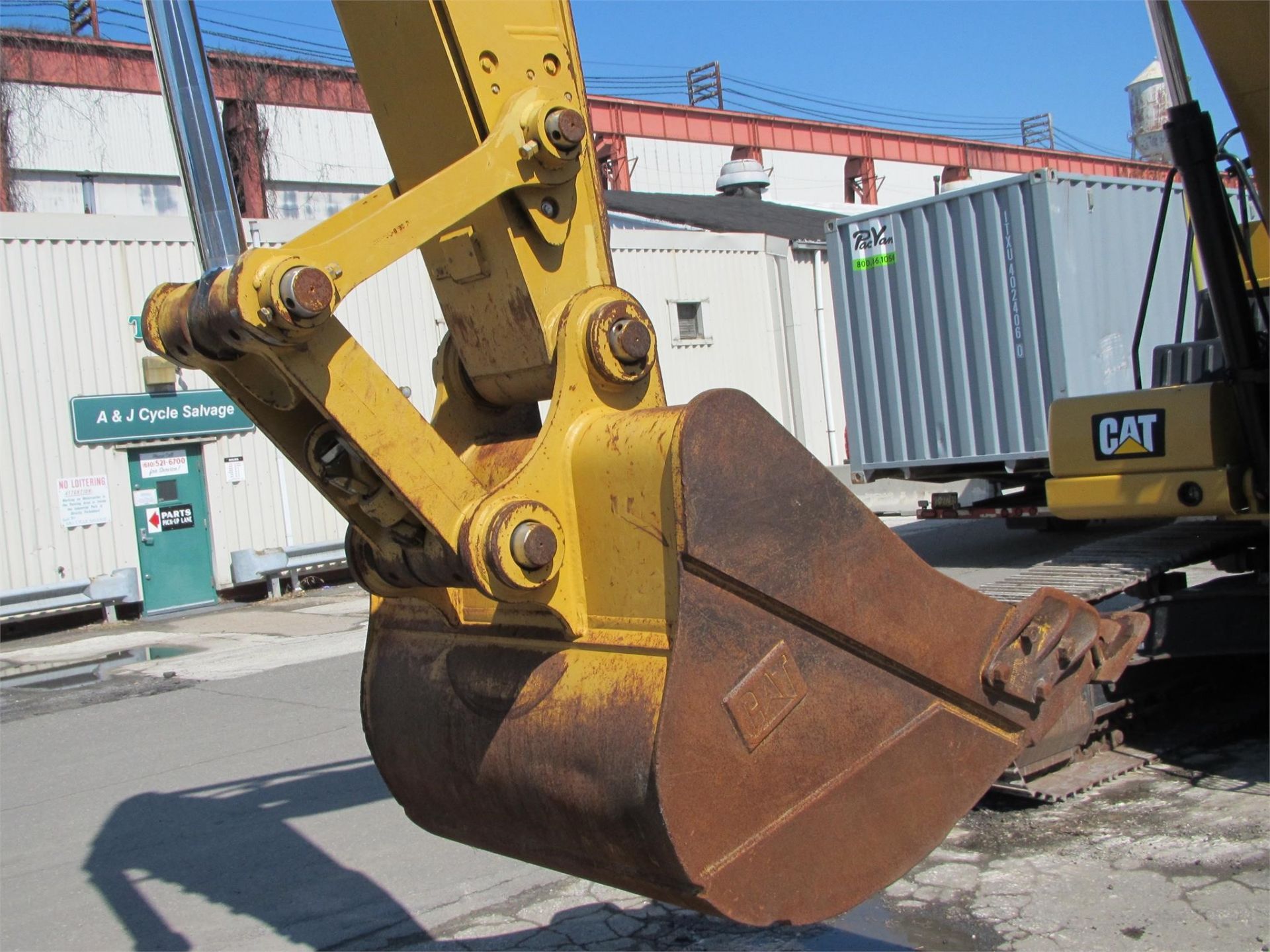 2018 Caterpillar 320 NXT GEN 2D Hyd Excavator - Lester, PA - Image 8 of 25