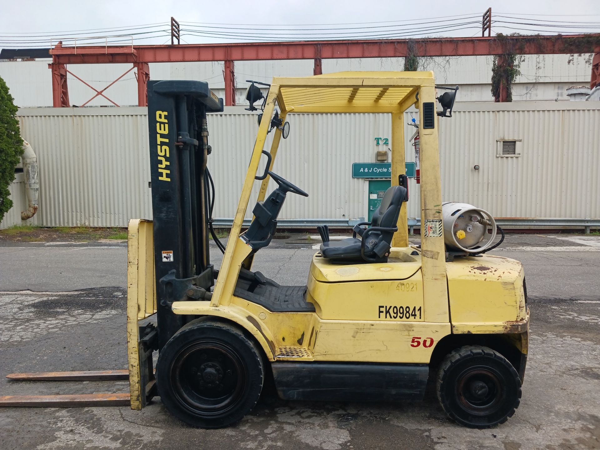 Hyster H50XM 5,000lb Forklift - Image 4 of 14