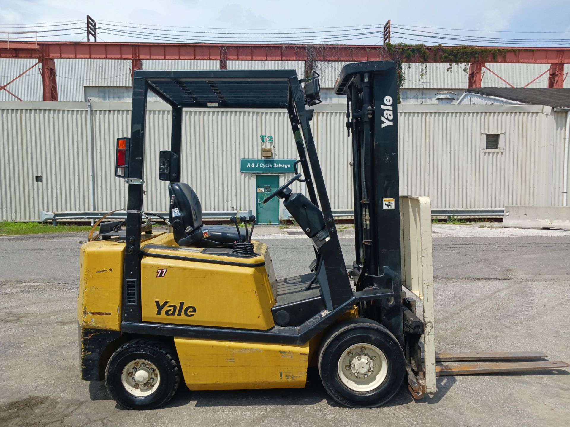 Yale GLP040AF 4,000 lb Forklift