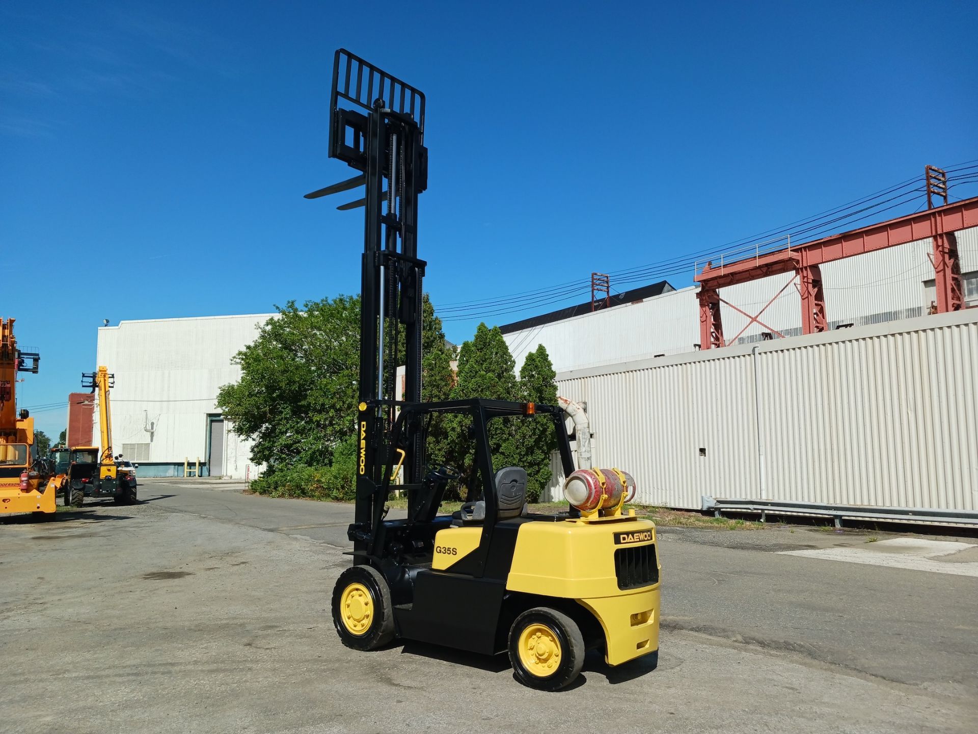 Daewoo G35S-2 7,000 lb Forklift - Image 8 of 15