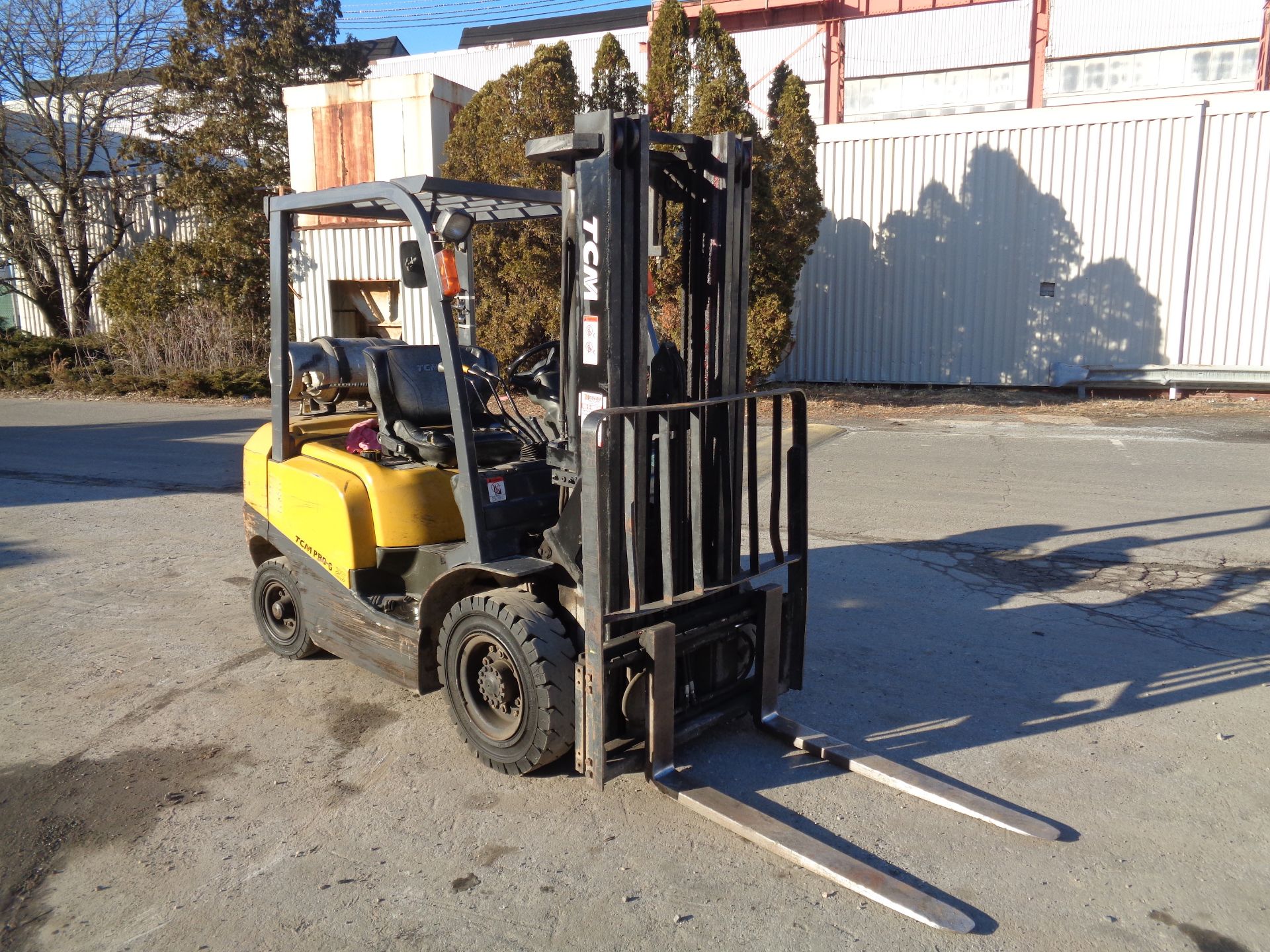TCM FG25T3L 5,000 lb Forklift - Image 7 of 11