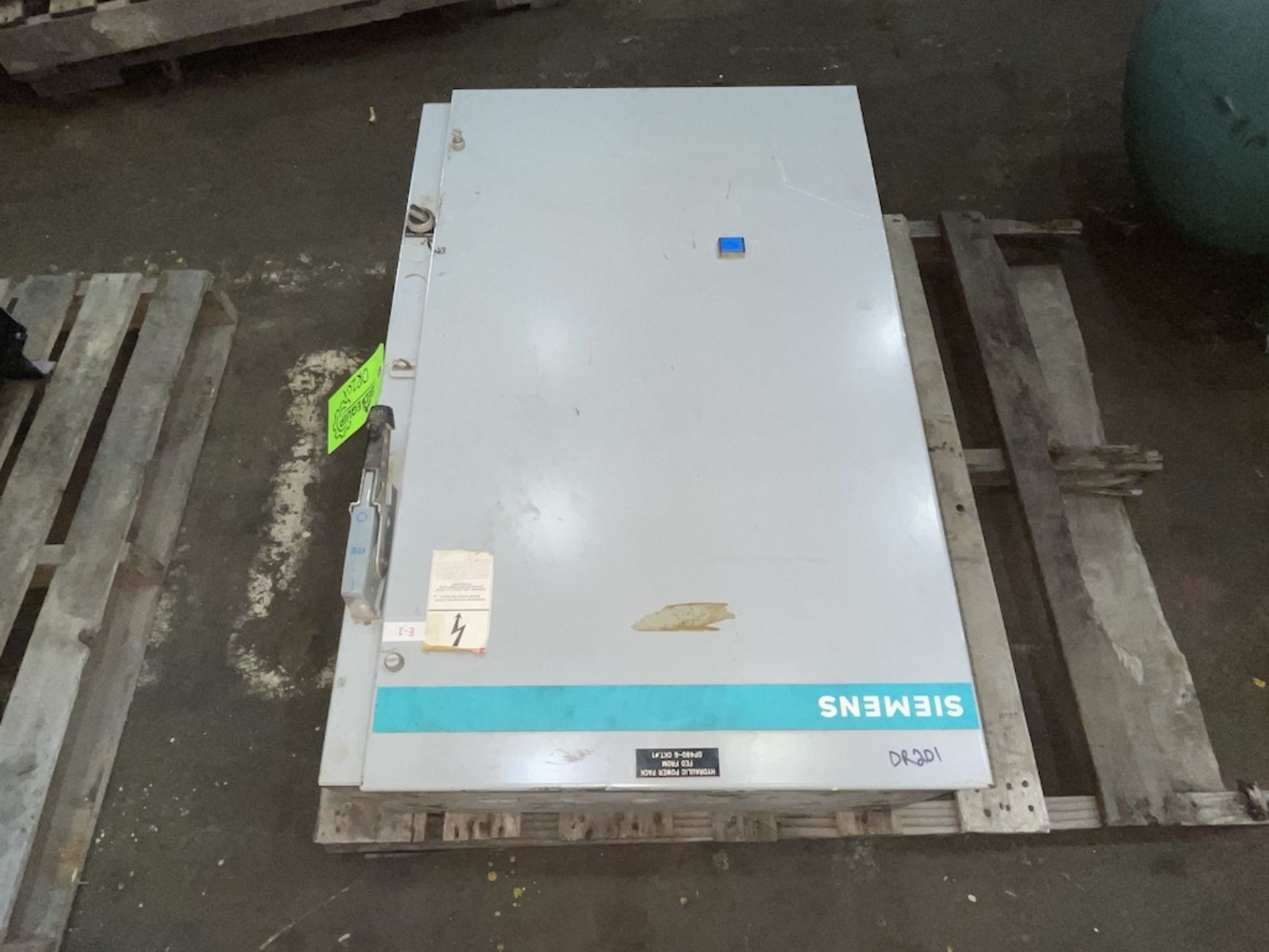 Siemens Hydraulic Power Pack (DR201) - Image 11 of 12