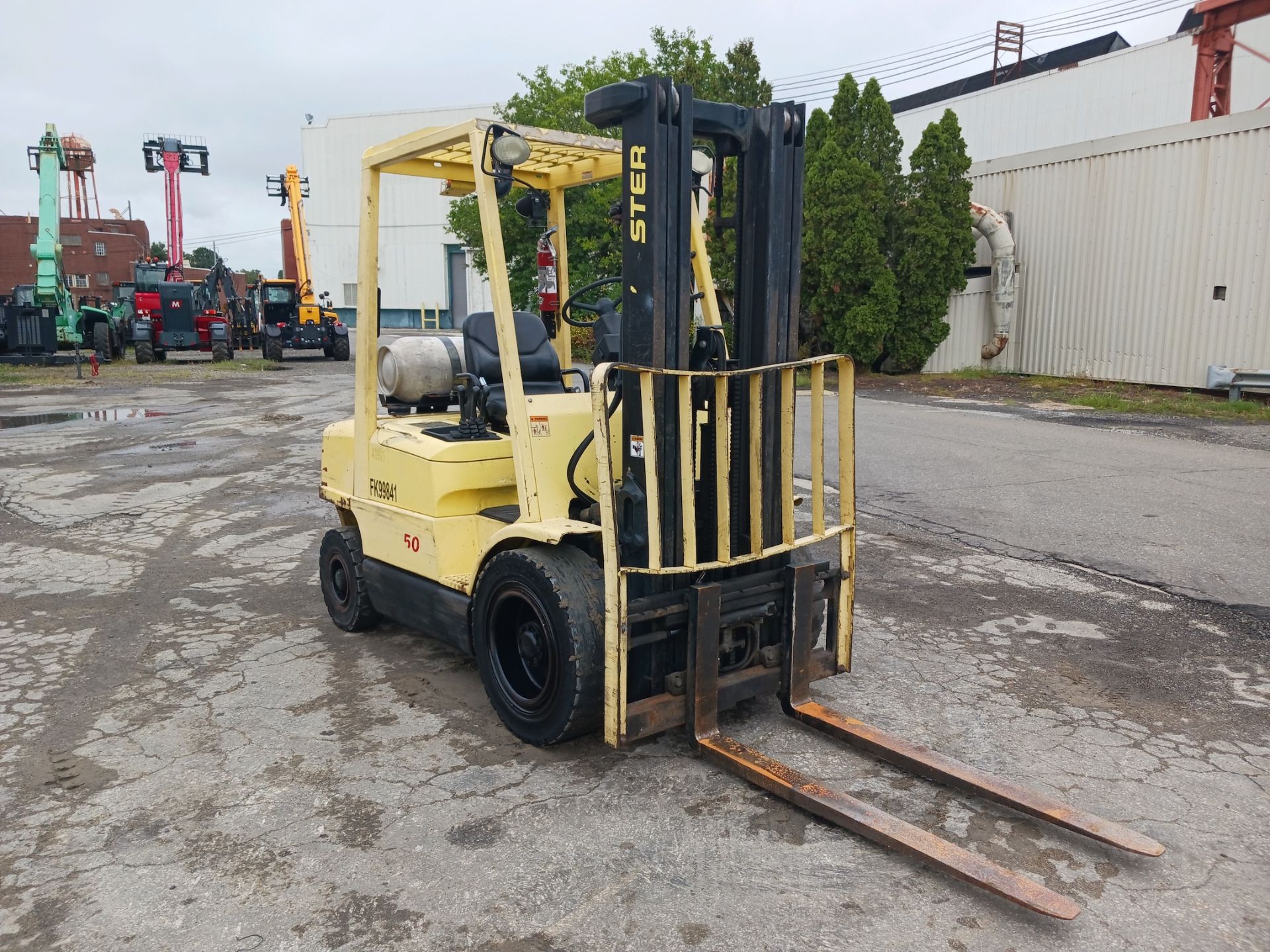 Hyster H50XM 5,000lb Forklift - Image 2 of 14