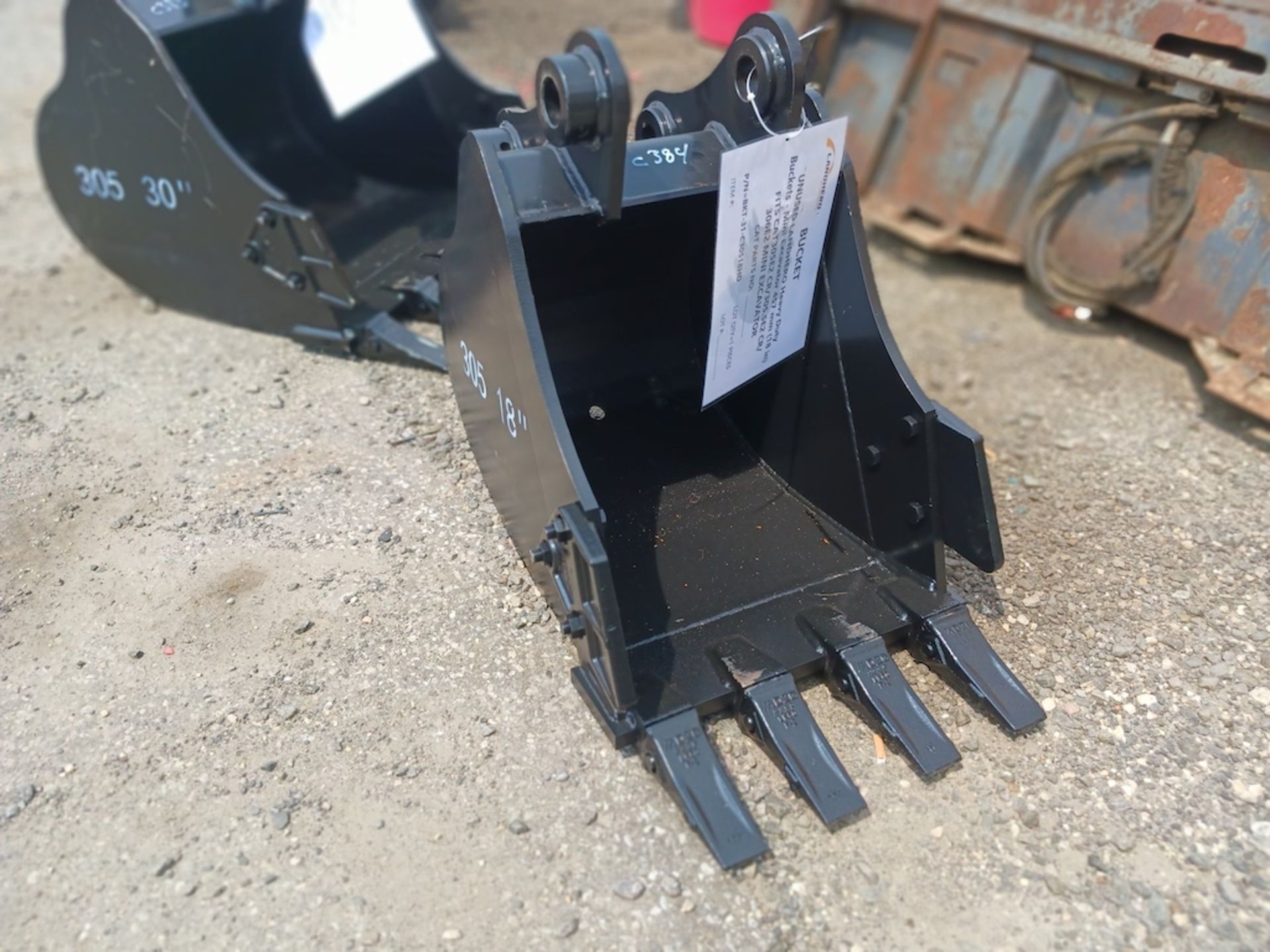 Brand New Unused Landhonor BKT-31-C30518HD 18in Mini Excavator Bucket (C384E) - Image 2 of 6