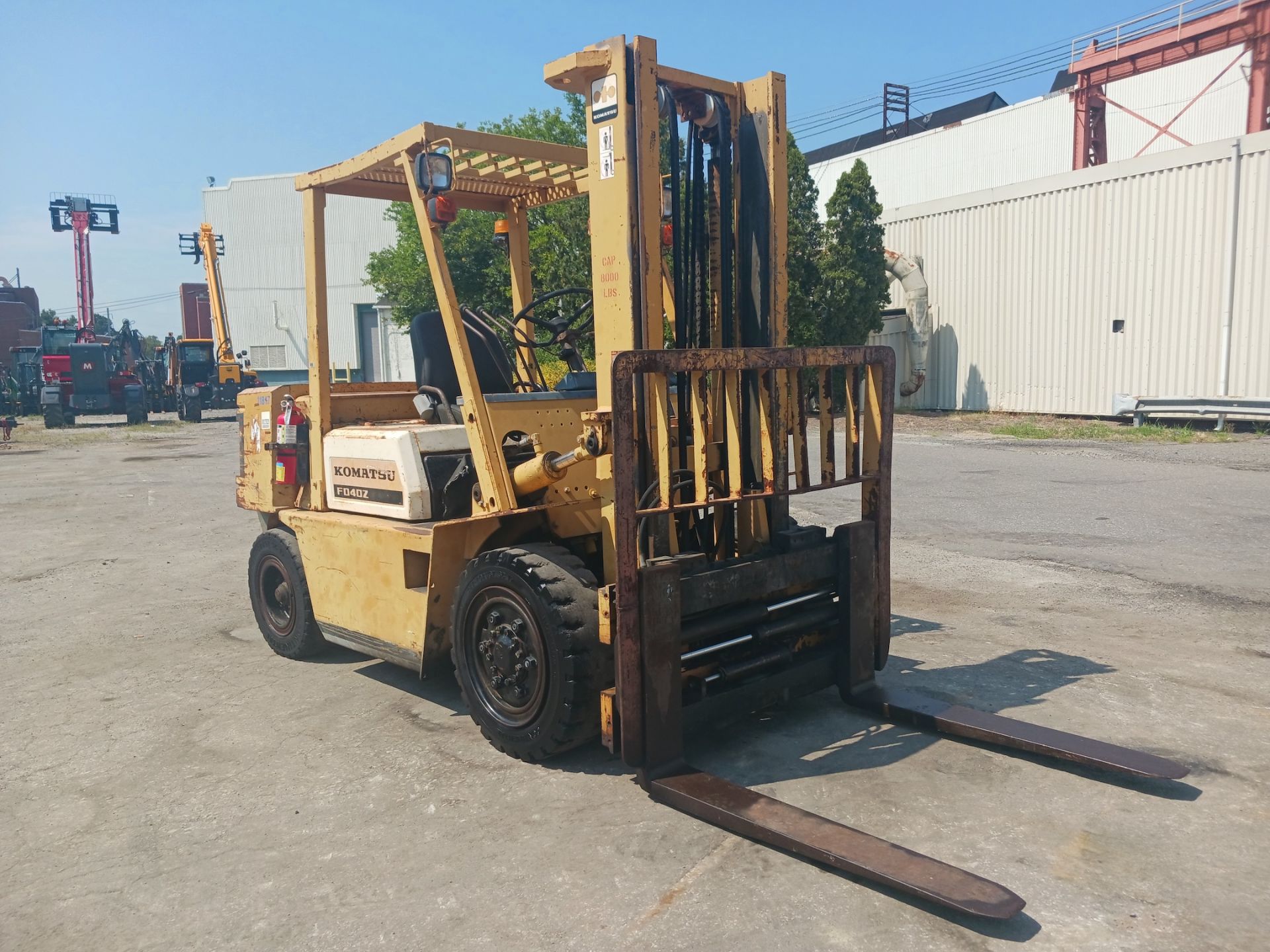Komatsu FD40ZT-4 8,000 lb Forklift - Image 2 of 14