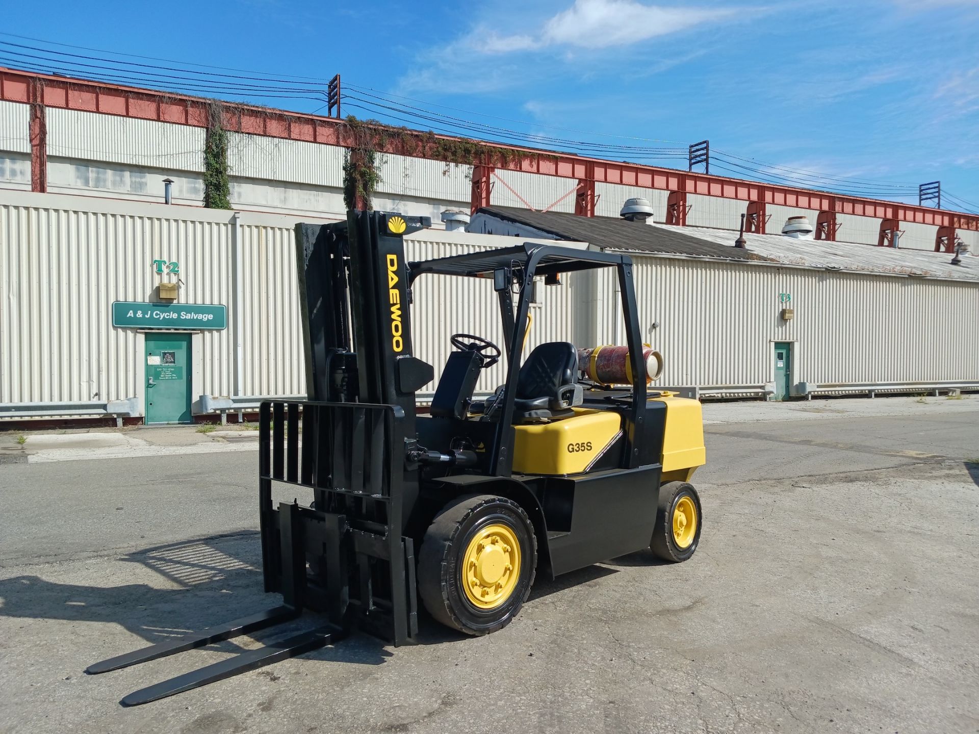 Daewoo G35S-2 7,000 lb Forklift - Image 6 of 15