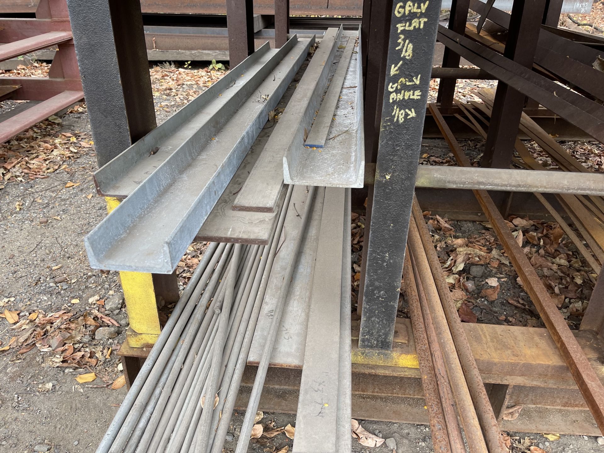 Material Racking with Galvanized Bars (SE18) - Image 4 of 15