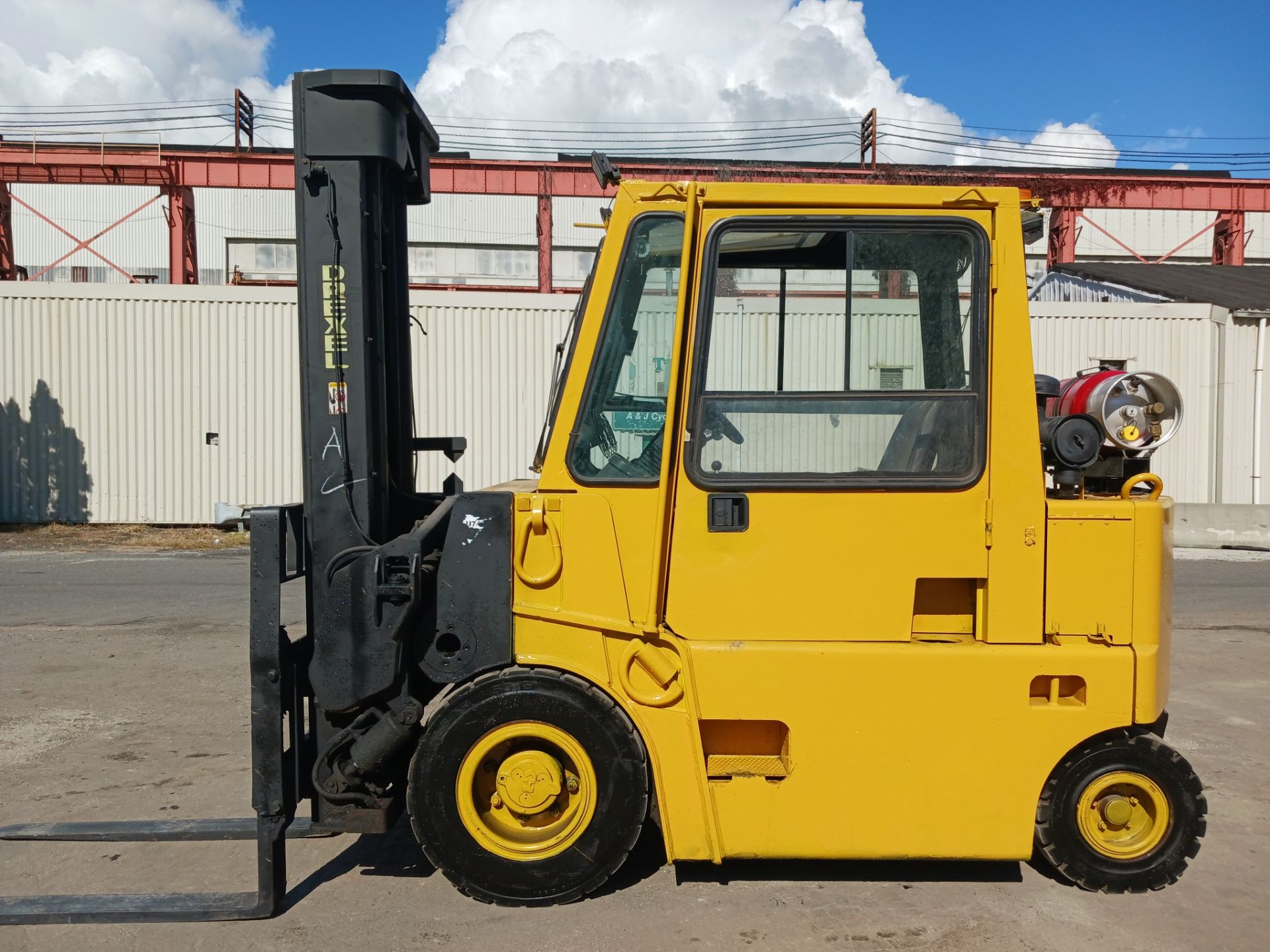 Drexel R60SL-L 6,000lb Swing Mast Forklift