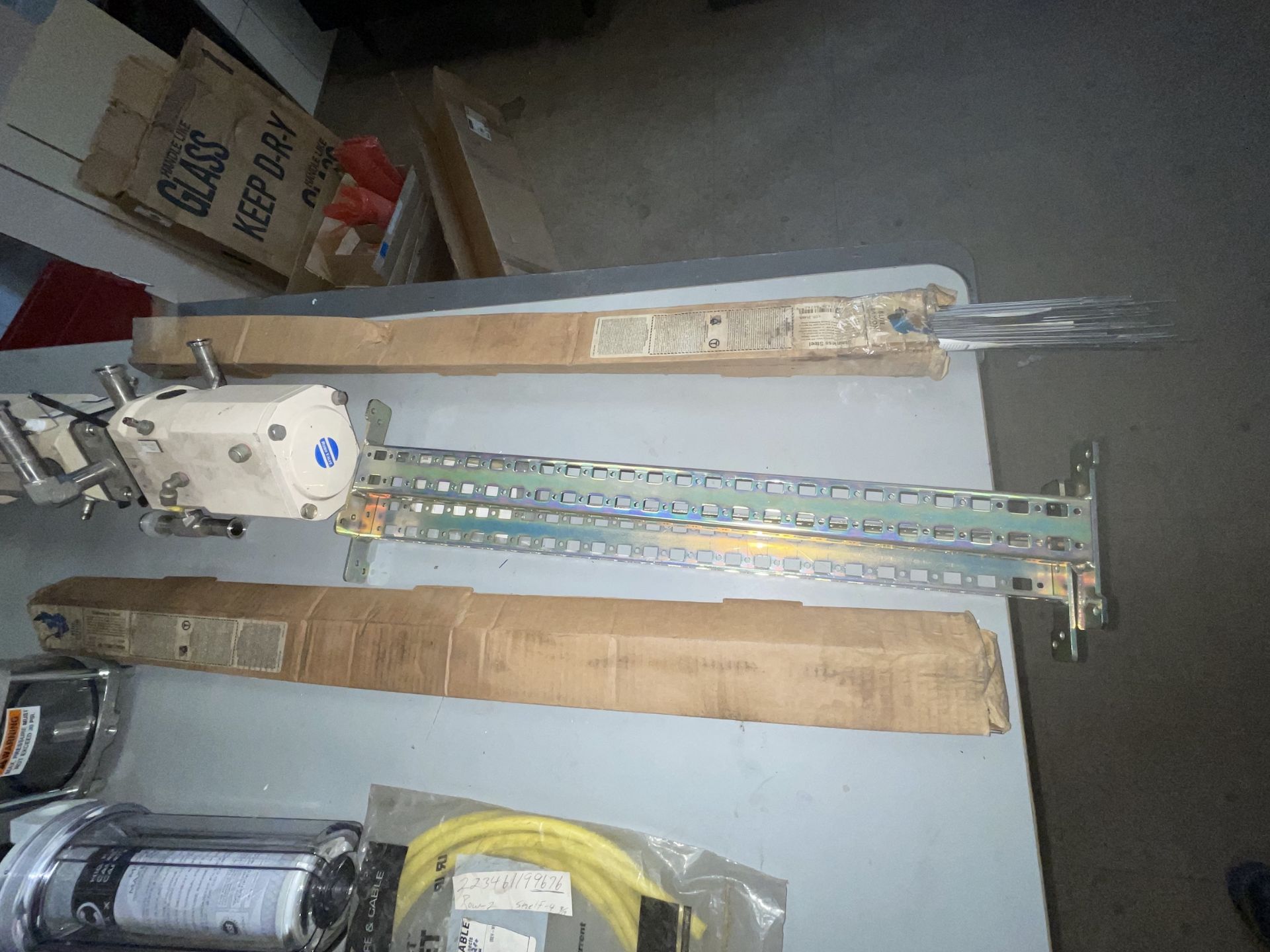 Lot of Mechanical Parts and Tools (BS85) - Image 9 of 28