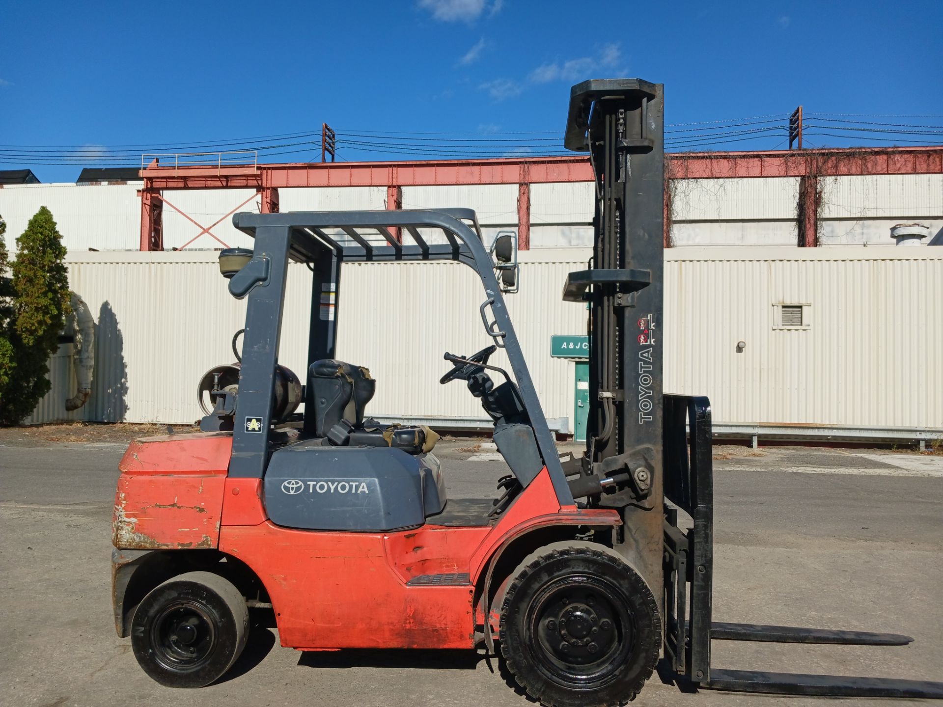 Toyota 7FGU32 6500lb Forklift